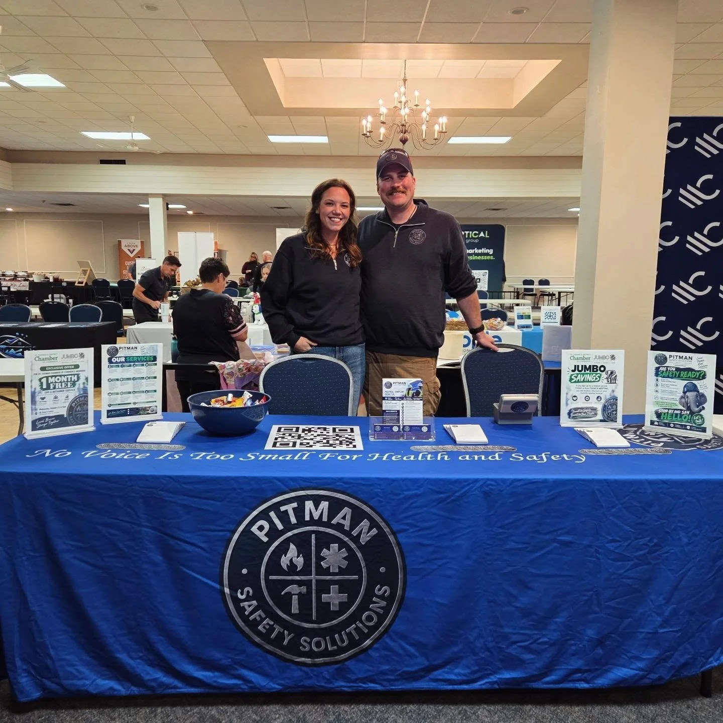🚒🤝 Pitman Safety Solutions at Jumbo After 5!

We&rsquo;re excited to be part of Jumbo After 5! Events like these are a great opportunity to connect with local businesses, build relationships, and continue growing our small business within the commu