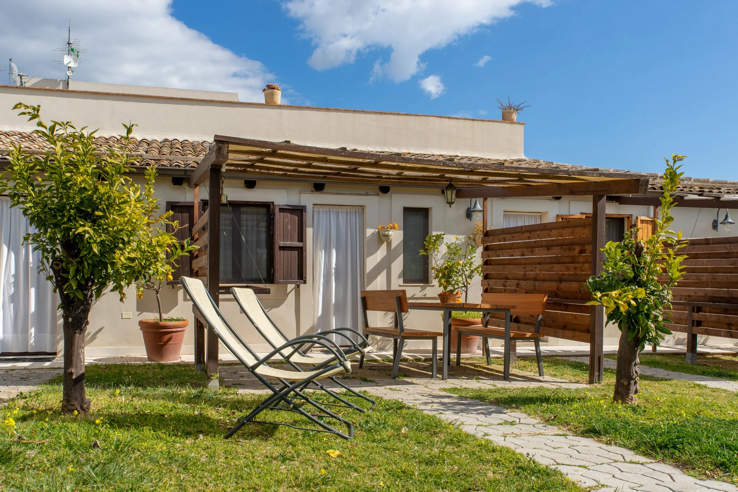 Traditional Sicilian Farmhouse Accommodation at Zen Sicily