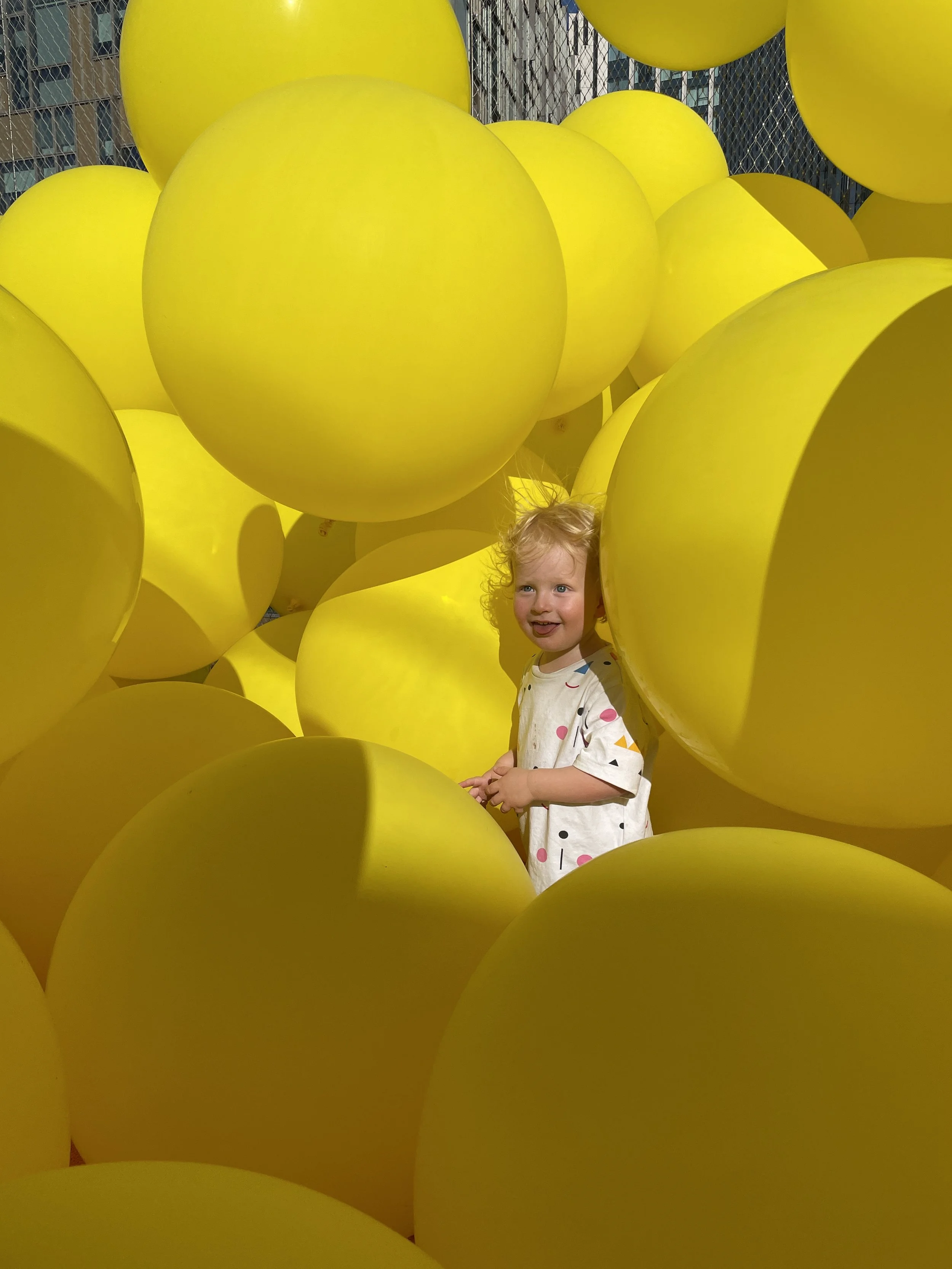 26. vicky-simmons-balloons.JPG