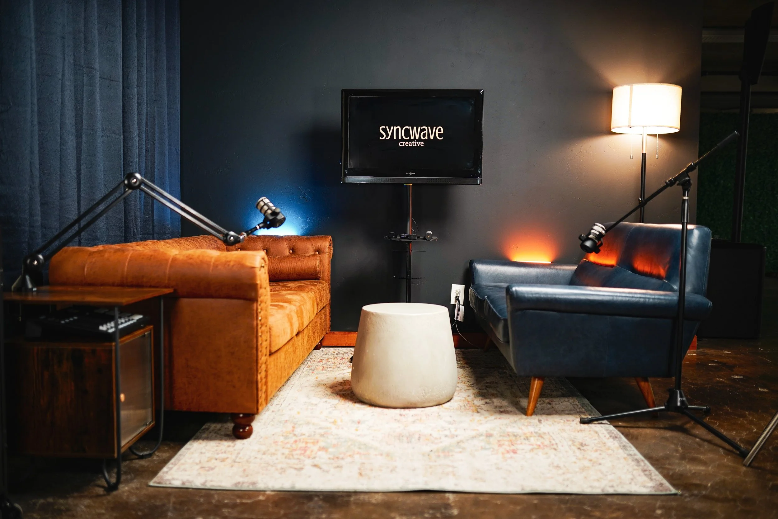 Syncwave Creative Fort Worth podcast studio, microphone and acoustic room”