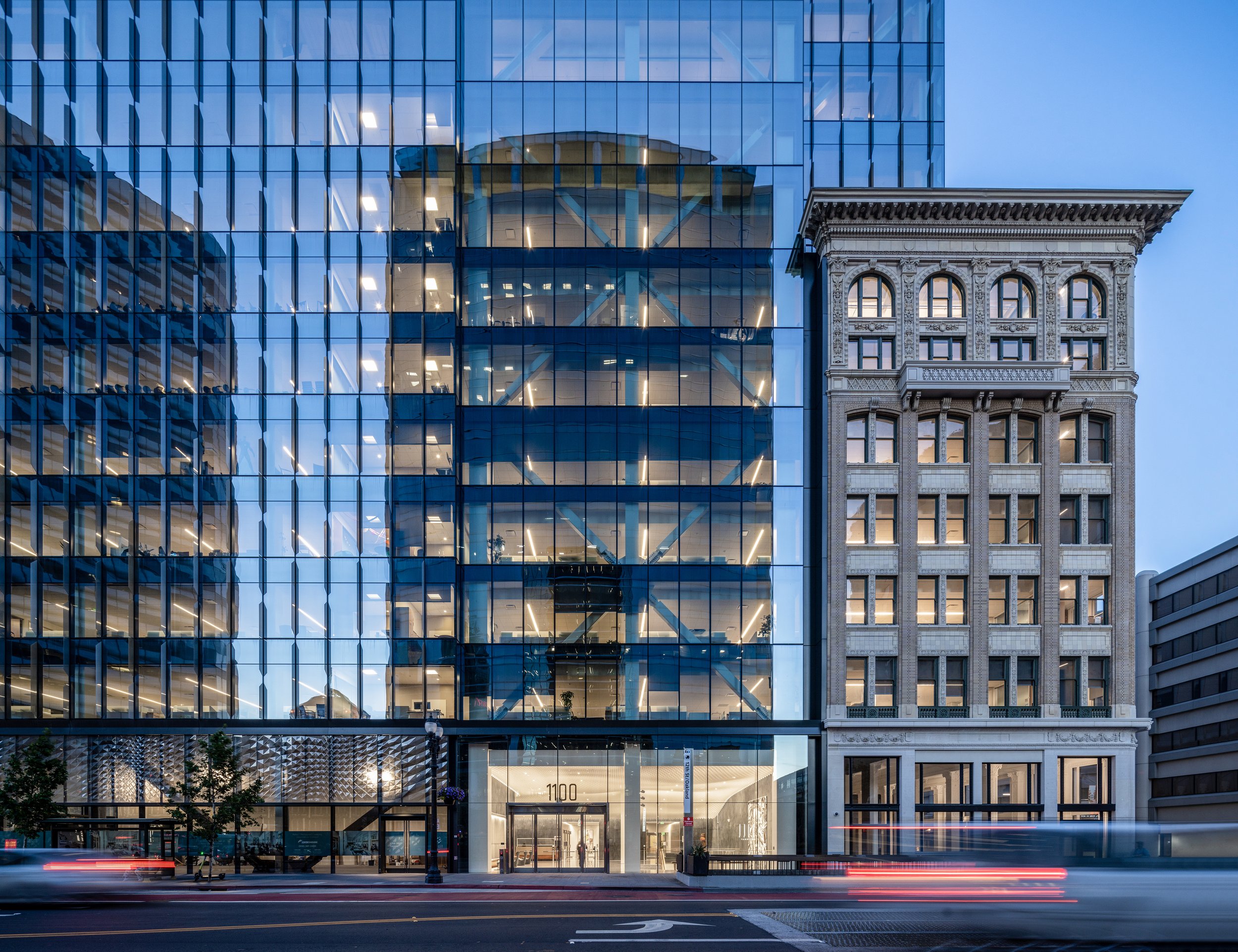 1 1 0 0 b r o a d w a y