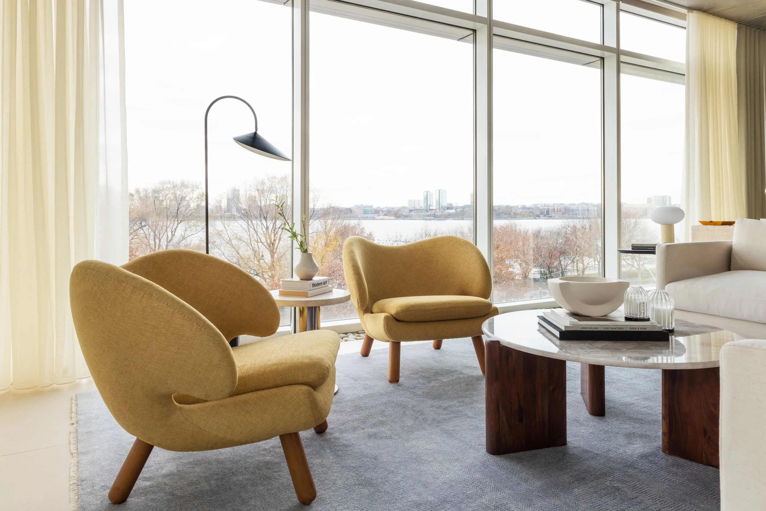 173_perry_st-7700-Edited-Chair.jpg