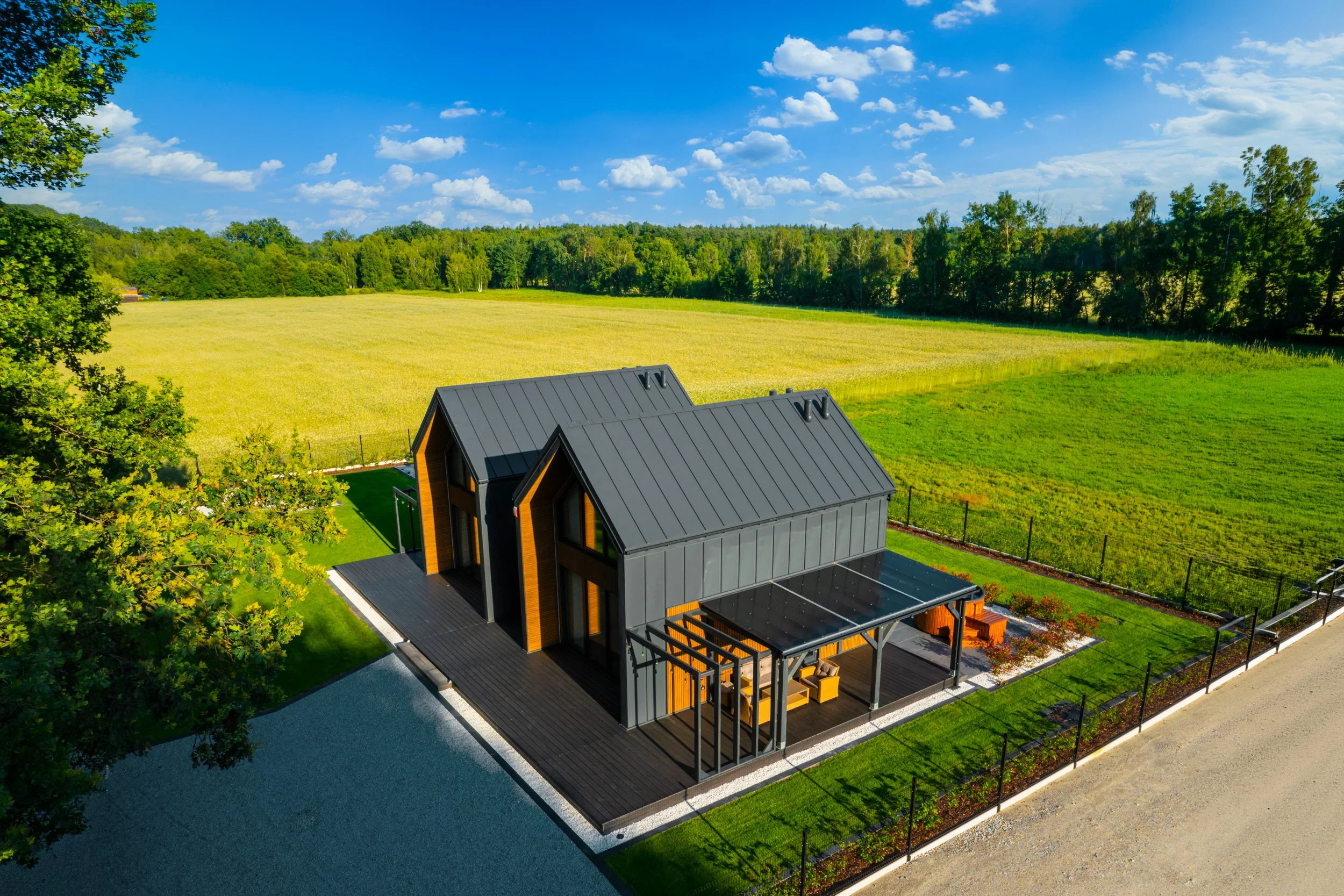 DJI_0533_small.jpg