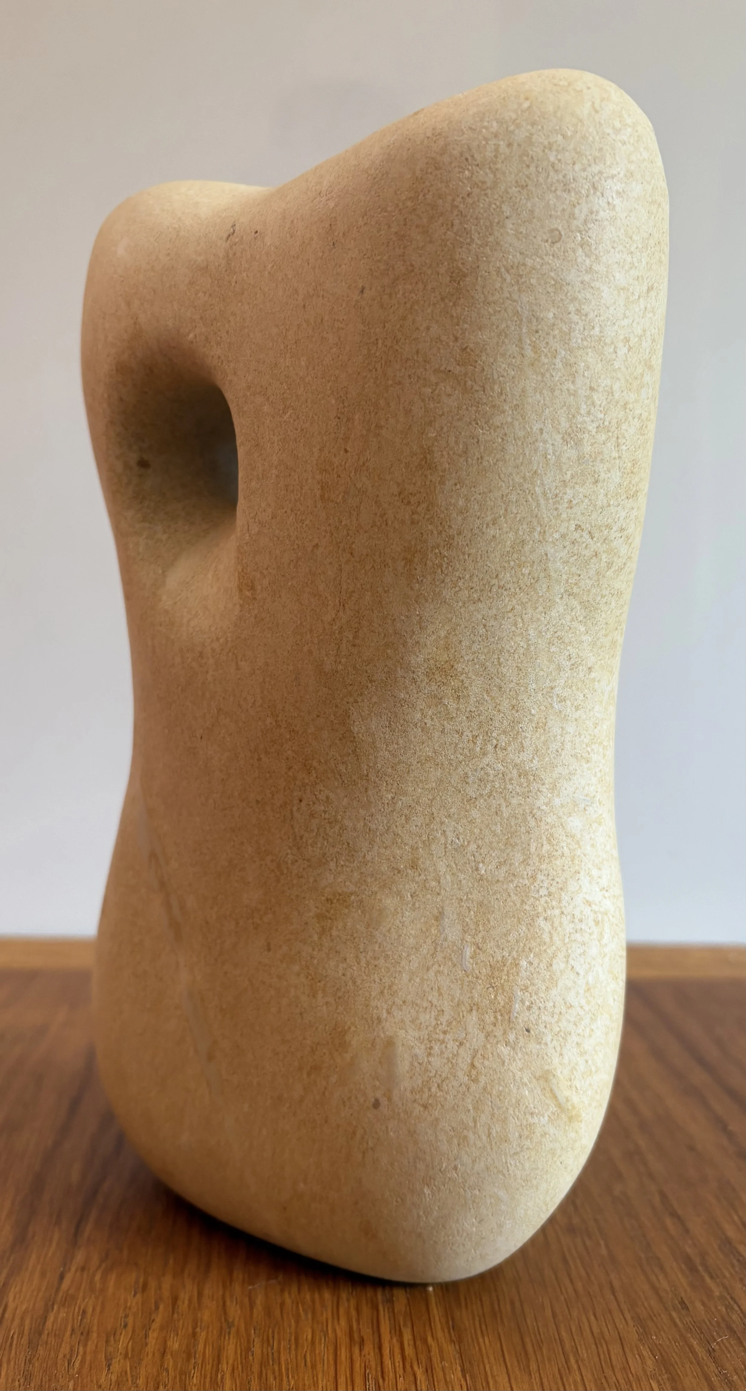 Total Curve 2026 (2). Maltese Limestone 22x13x7cm