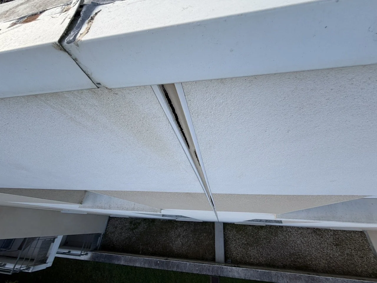 Diagnostic d'infiltration d'eau par fissure en façade à Angoulême