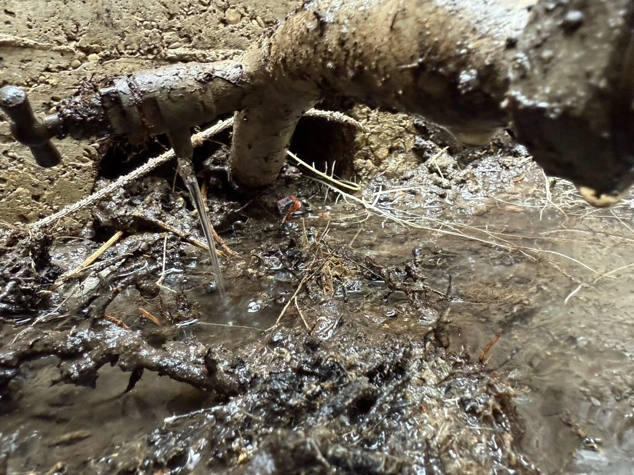 Recherche de fuite après compteur surconsommation eau angouleme 16