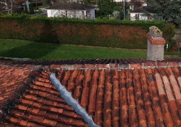 Contrôle visuel de l'état des zingueries et cheminées en zone difficile d'accès par drone