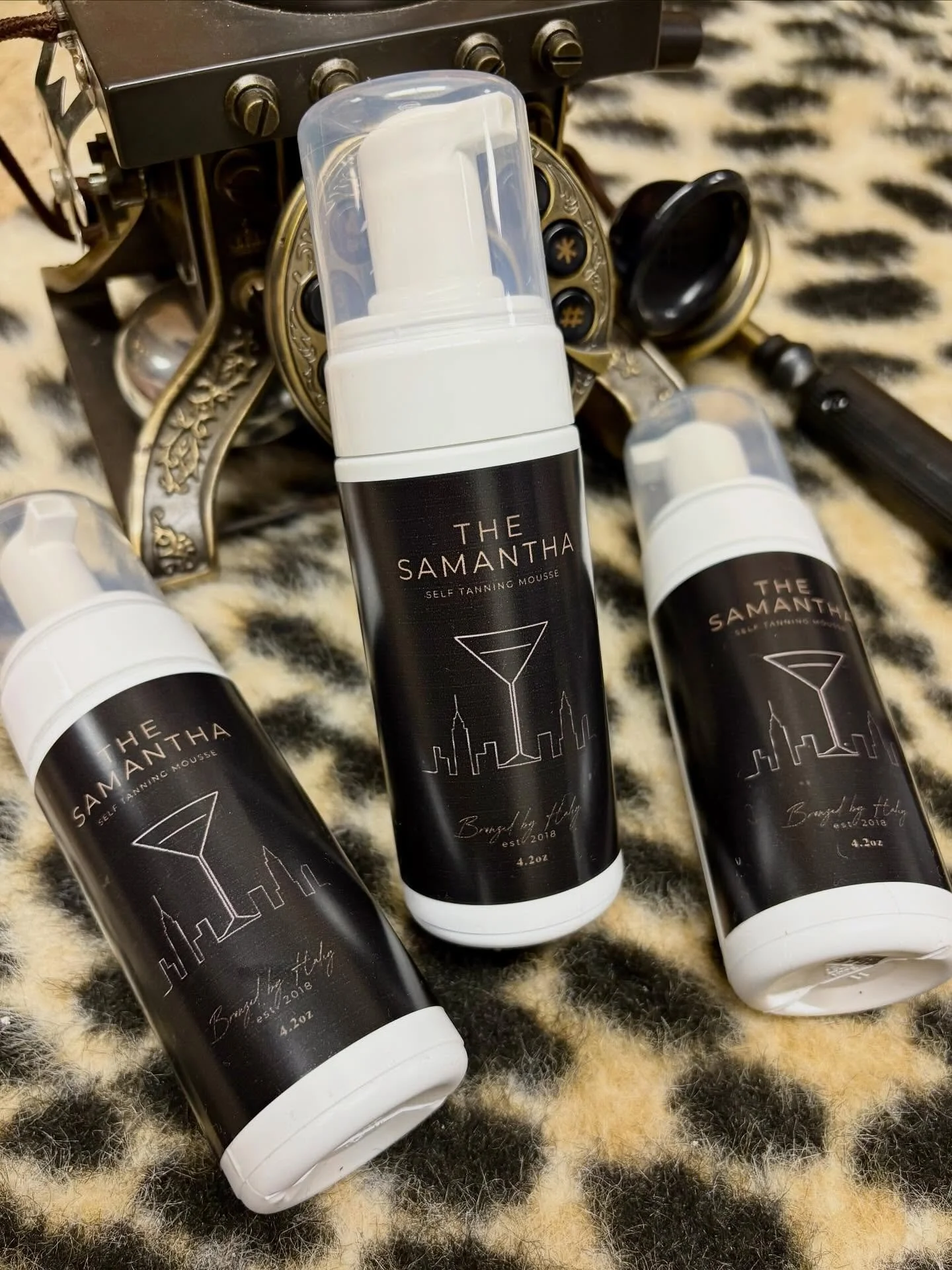 We are so excited to announce that our best-selling self tanners are now officially stocked in downtown Bryan at The Aesthetic Co.! These little babes fly off our shelves, and now you can snag your favorite glow at another convenient location. ✨🤎