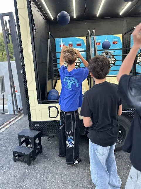 🏀 Corporate Holiday Planning Starts Now: Why Hoop Los Angeles Is the Perfect Add-On for Pre-Holiday Parties