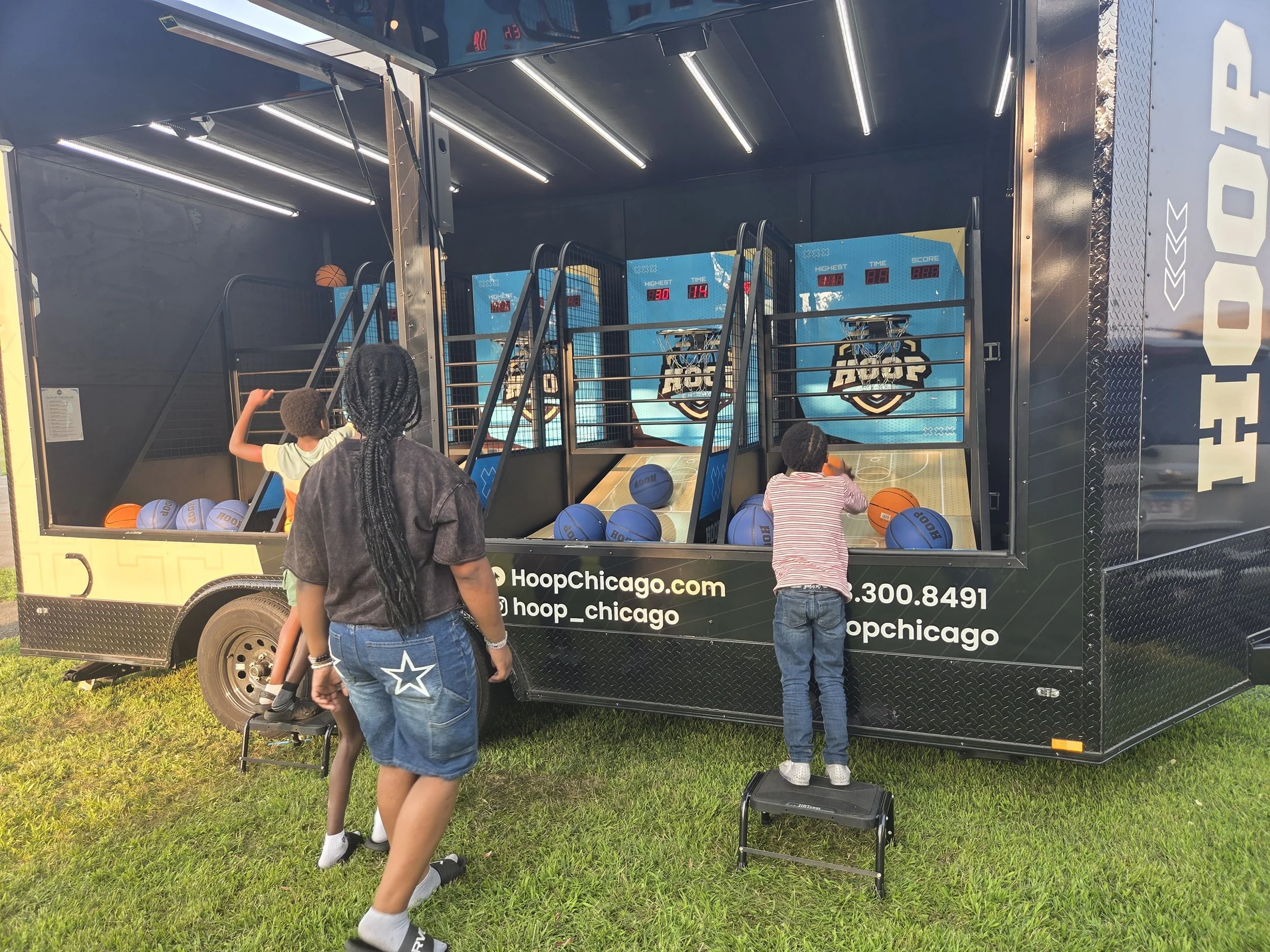 Kick Off 2026 in Chicago with Hoop Chicago: The Ultimate Arcade Basketball Experience