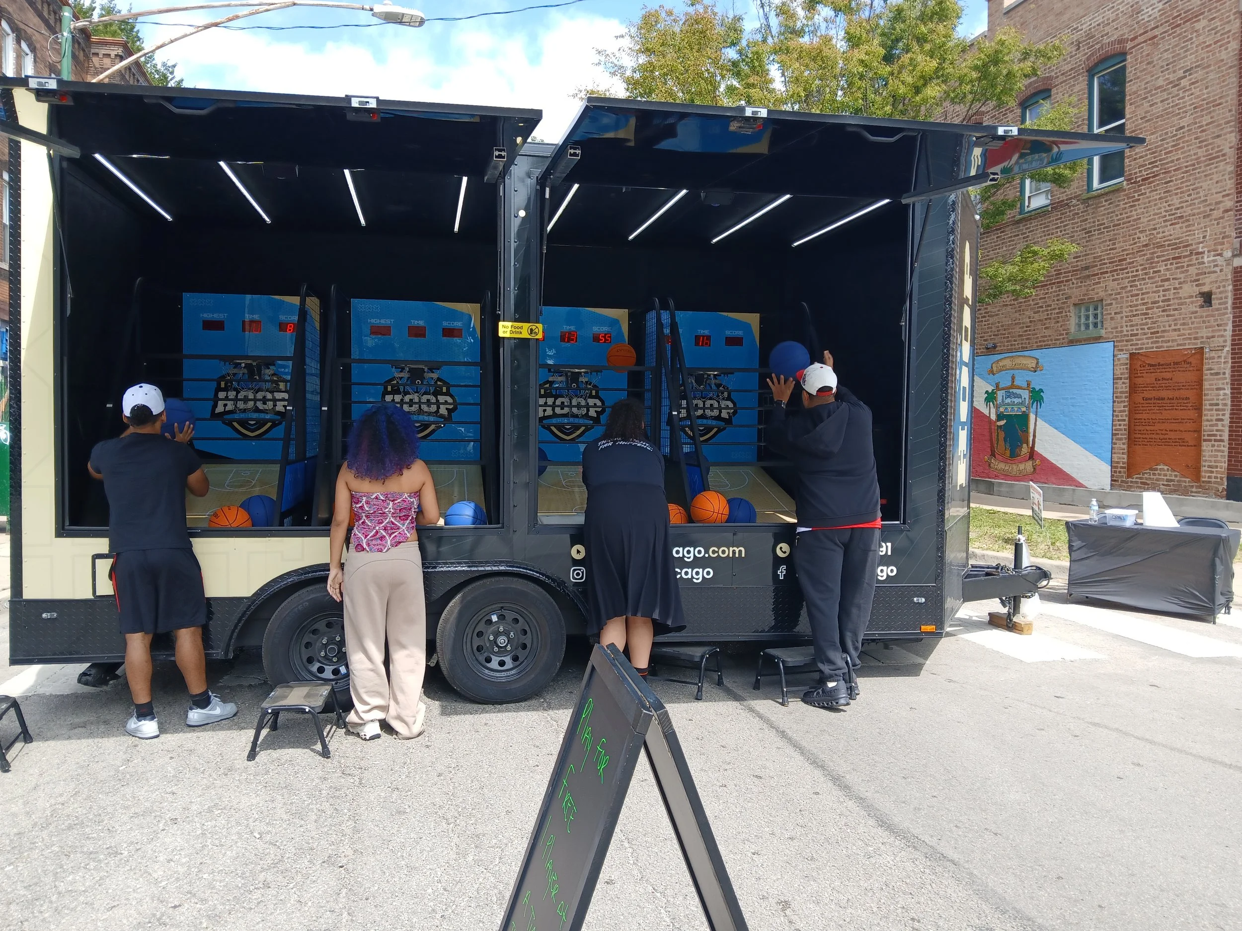 Make February Events Unforgettable with Hoop Chicago: Chicago’s Arcade Basketball Trailer
