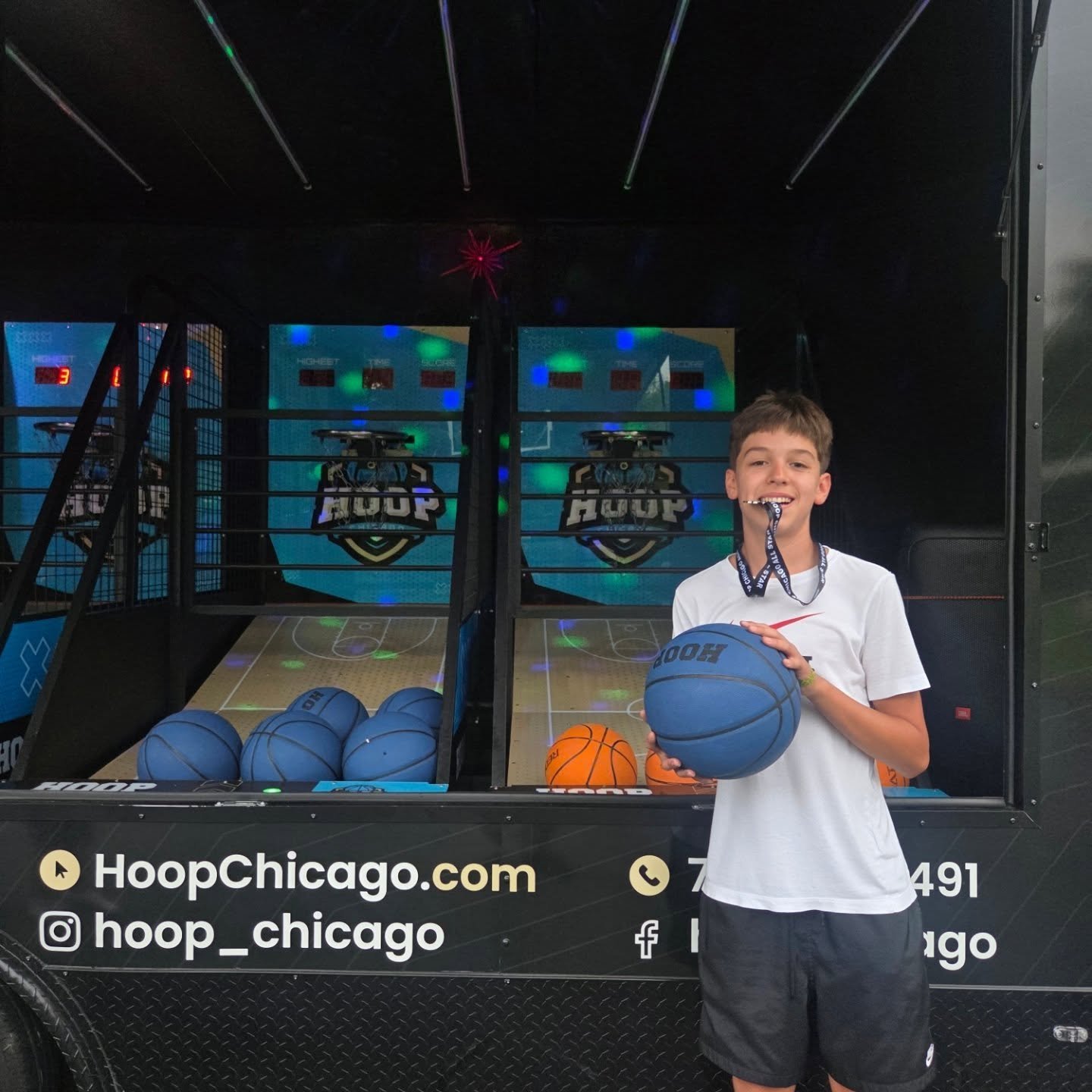 🏀🏅 HOOP CHICAGO MEDAL OF THE DAY 🏅🏀

Congratulations to Cruz, represented by @soniakolod, for earning the Hoop Chicago Medal of the Day! 🔥

Every champion has to earn it, and Cruz stepped up when it mattered most.

A big shoutout to Beckham for 