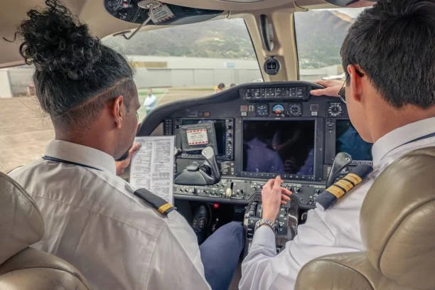 How Long Does It Take to Become a Commercial Pilot? Training Timeline Explained
