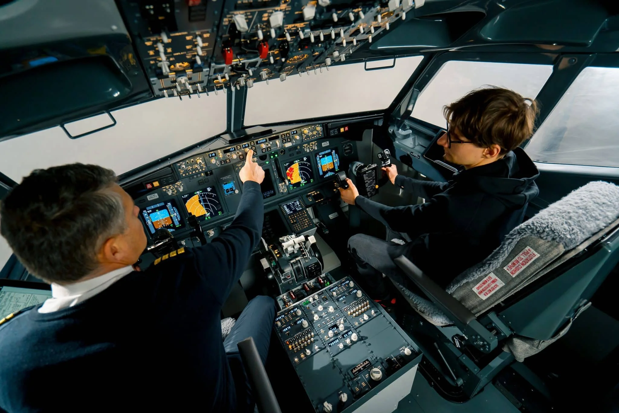 PPL vs Commercial Pilot License: What's the Difference?