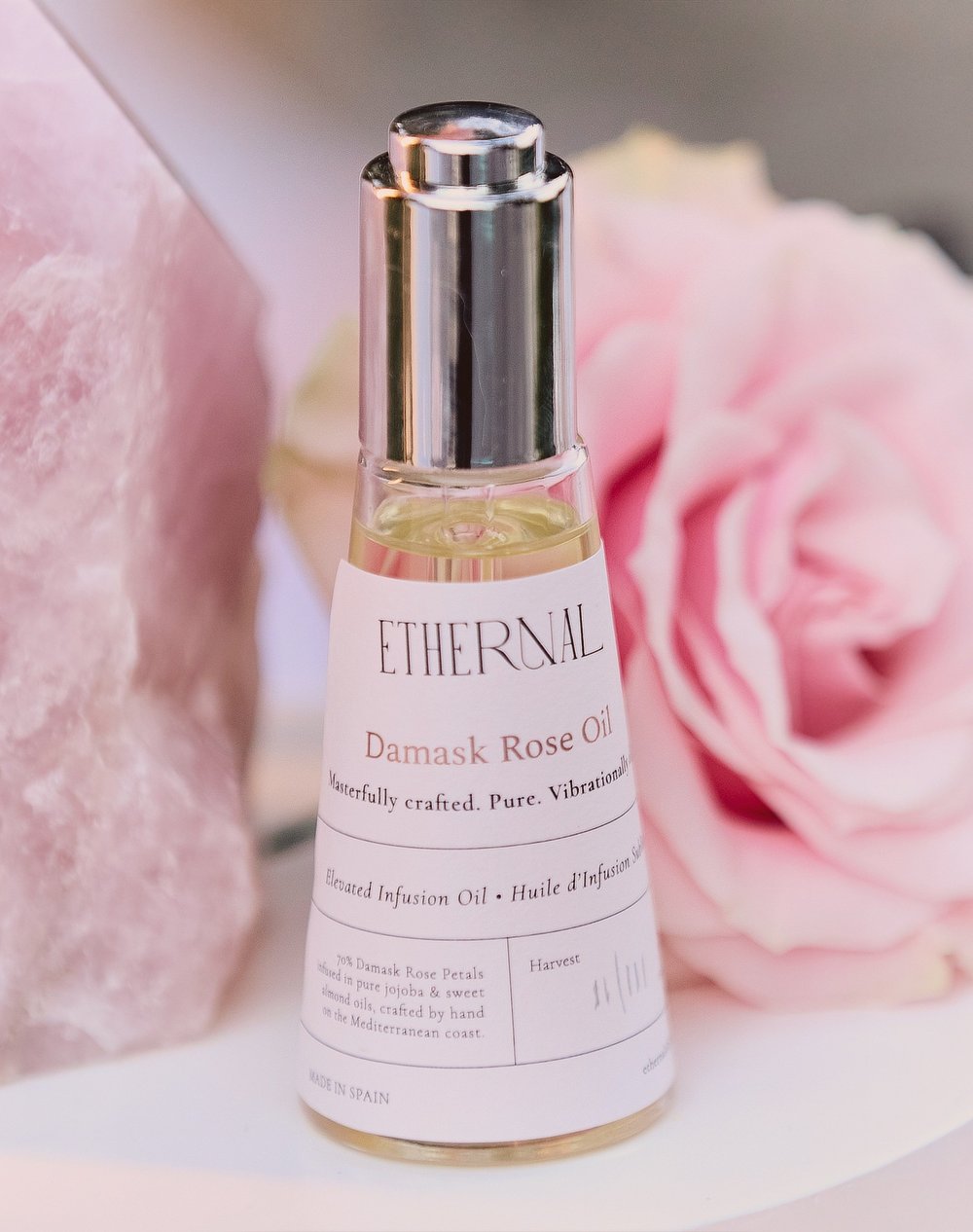 ETHERNAL Signature Oil 30 ml bottle with rose quartz and Damask rose