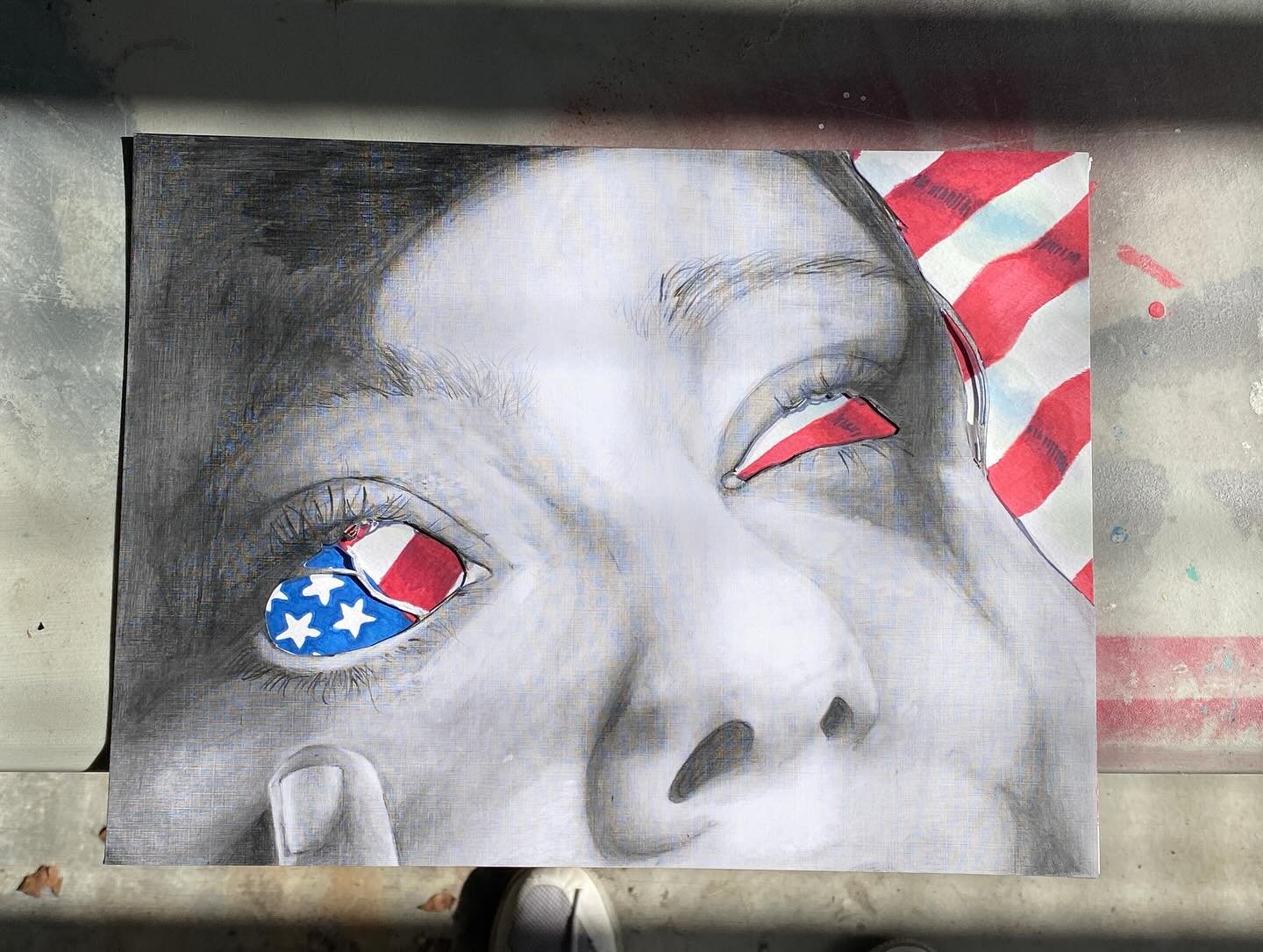 “American Dream”
Color pencil, markers, pencil, & charcoal
.
.
.
#art #artist #artitsoninstagram #student #studentartwork #studentartist #pencil #realism #markers #charcoal #eyes #america #tradionalart