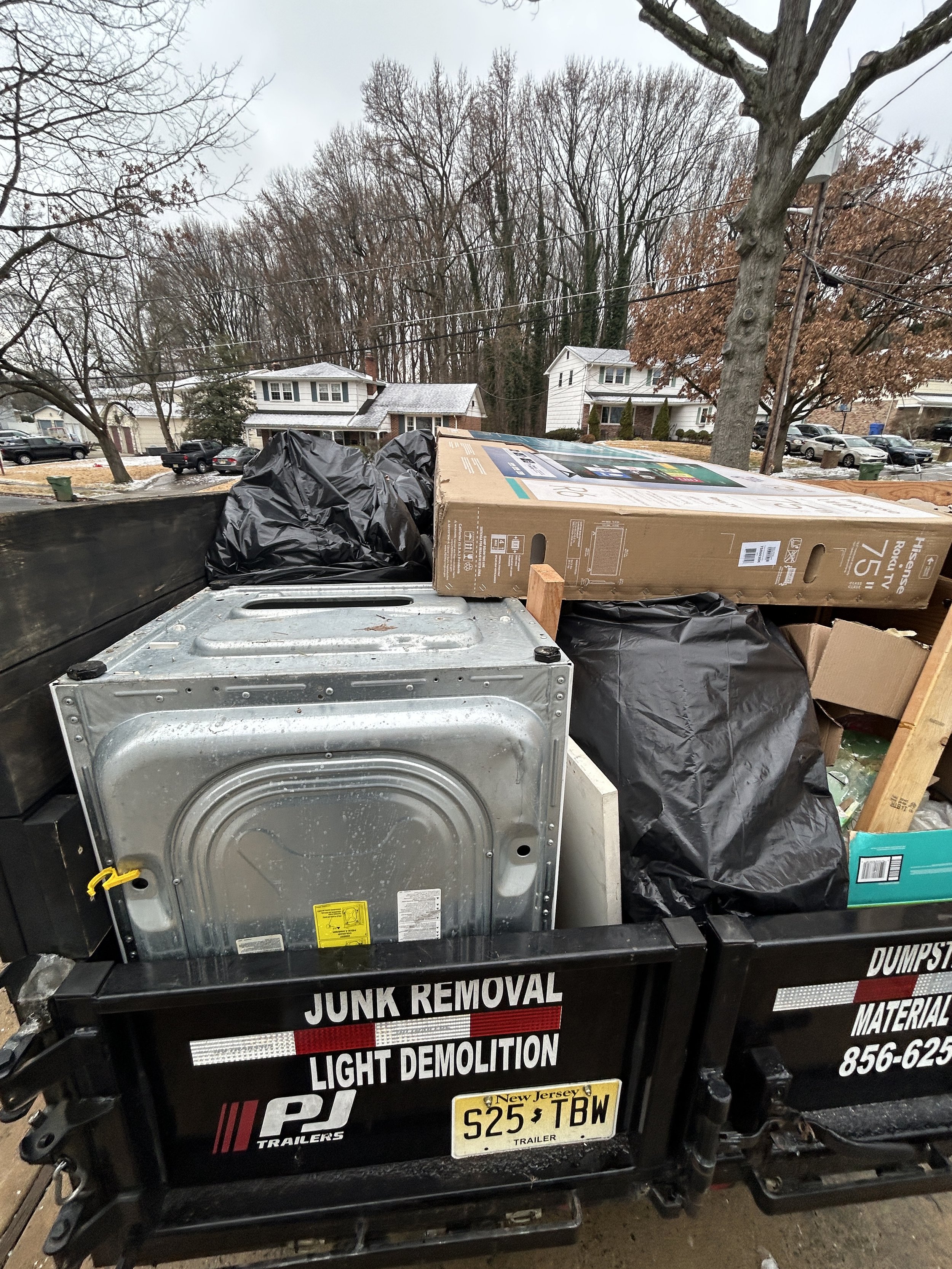 Dumpster Rental, Junk removal services in Hammonton, Winslow, Mays landing, Williamstown, Egg Harbor Township, Medford, Marlton, Voorhees, Northfield, Somers Point, Margate, Atco, Waterford, Galloway, Folsom, Mullica, Shamong, Buena, Vineland NJ