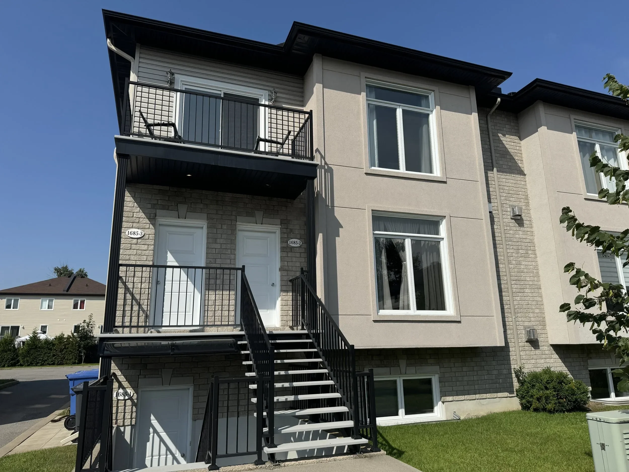 petite-copropriete-gatineau_2_optimised.webp