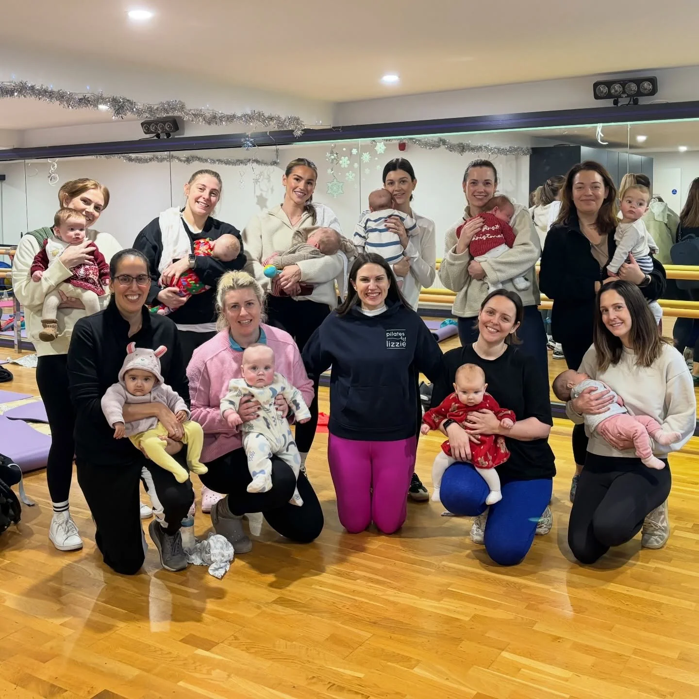 Our final Mum and Baby Pilates class of 2025 was concluded with Christmas music and Coffee ☕️ in the @jnb_academy Caf&eacute; ✨

I am so proud of how hard all of my postnatal mums have worked this term, it&rsquo;s not easy getting back into fitness a