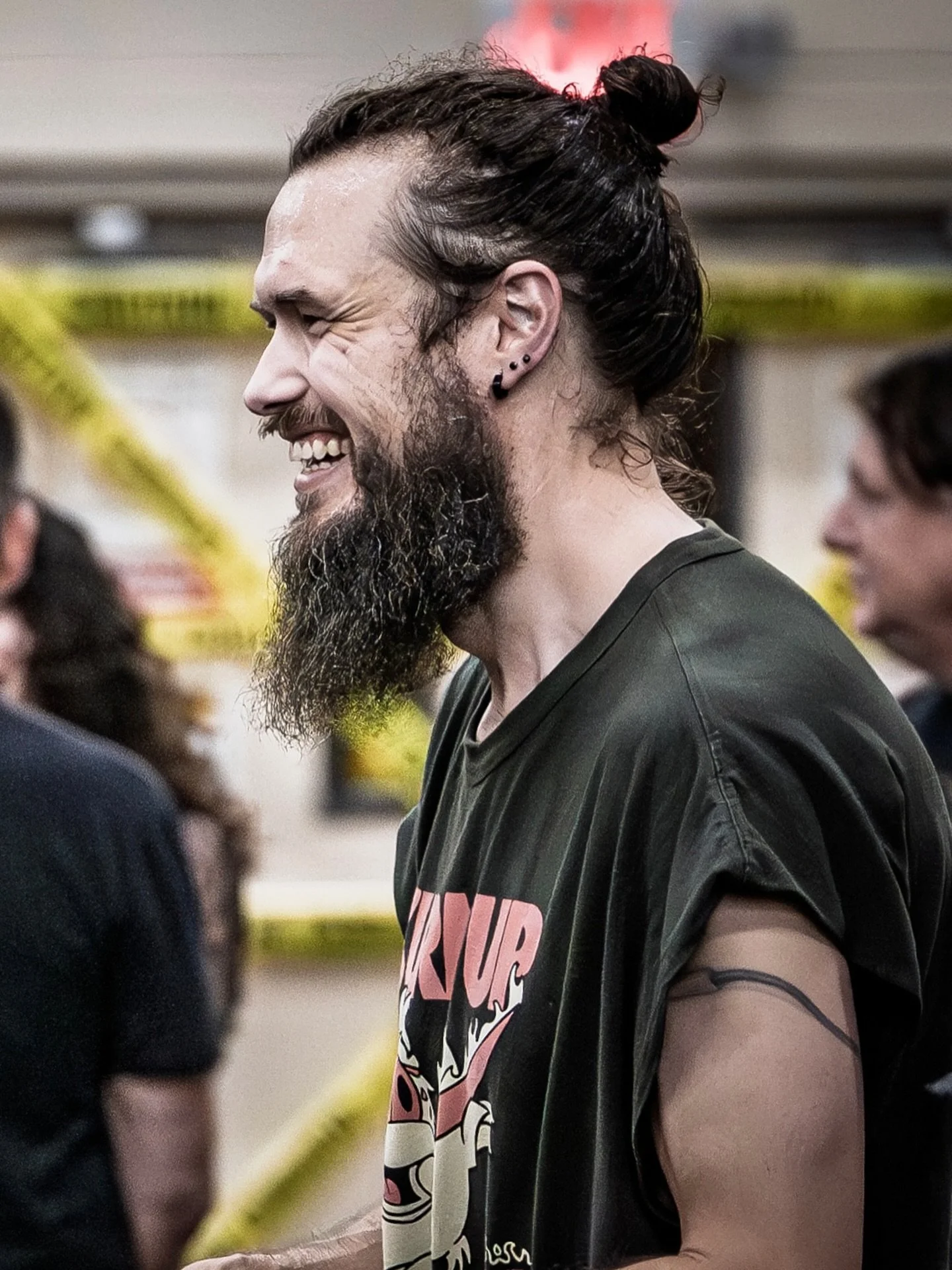 post-show aura
📷: @danielmollphotography