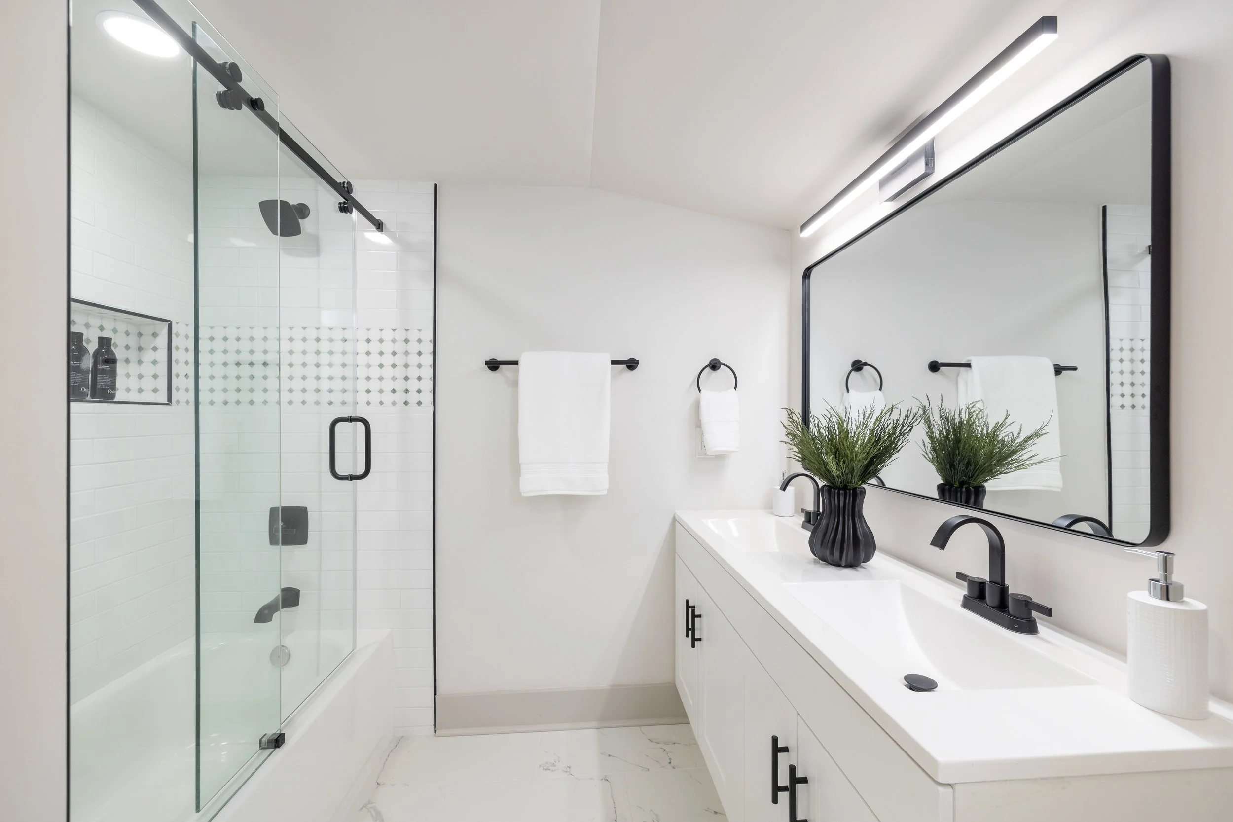 415 Lakewood Ave_021.jpg