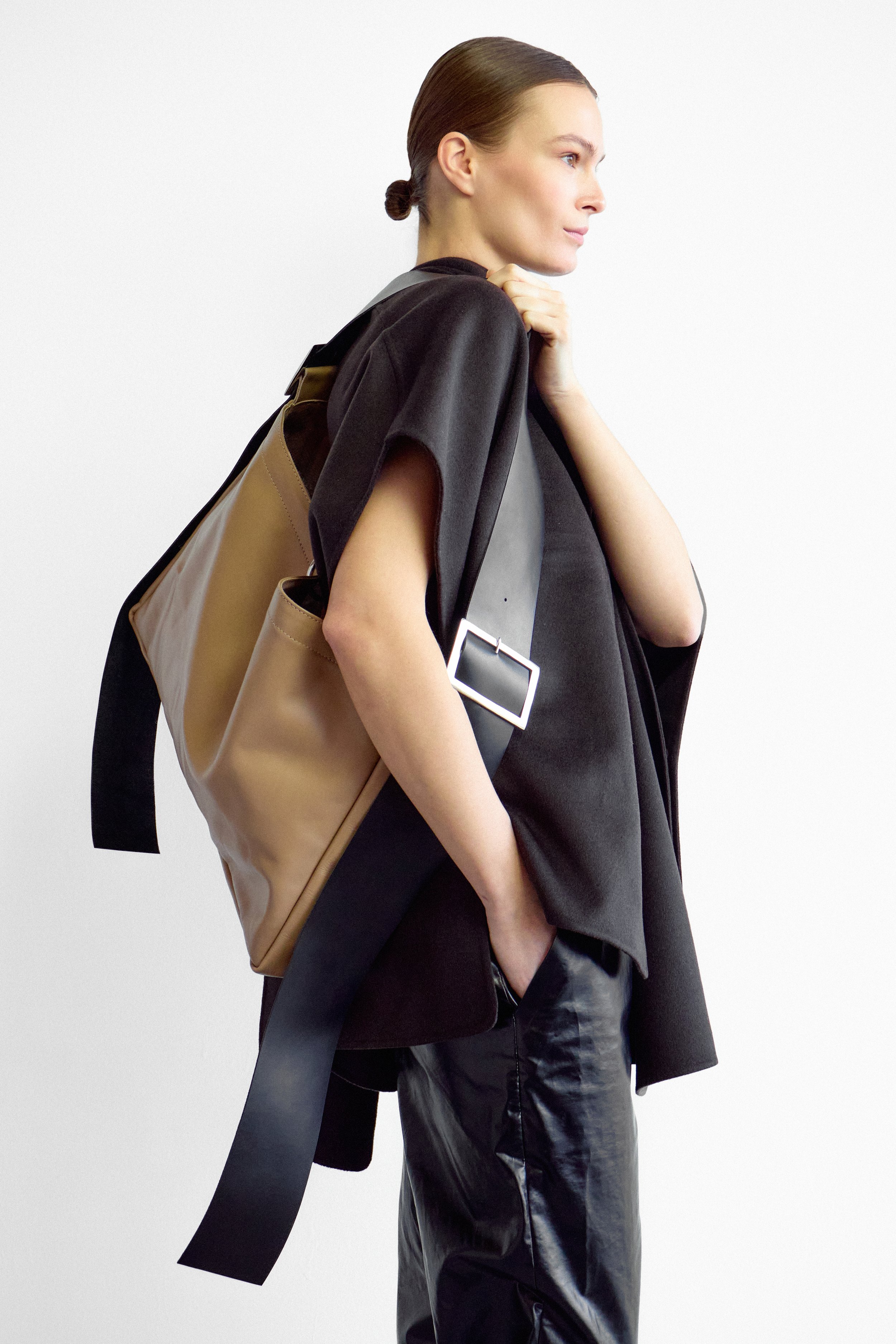 loop bag medium - tan