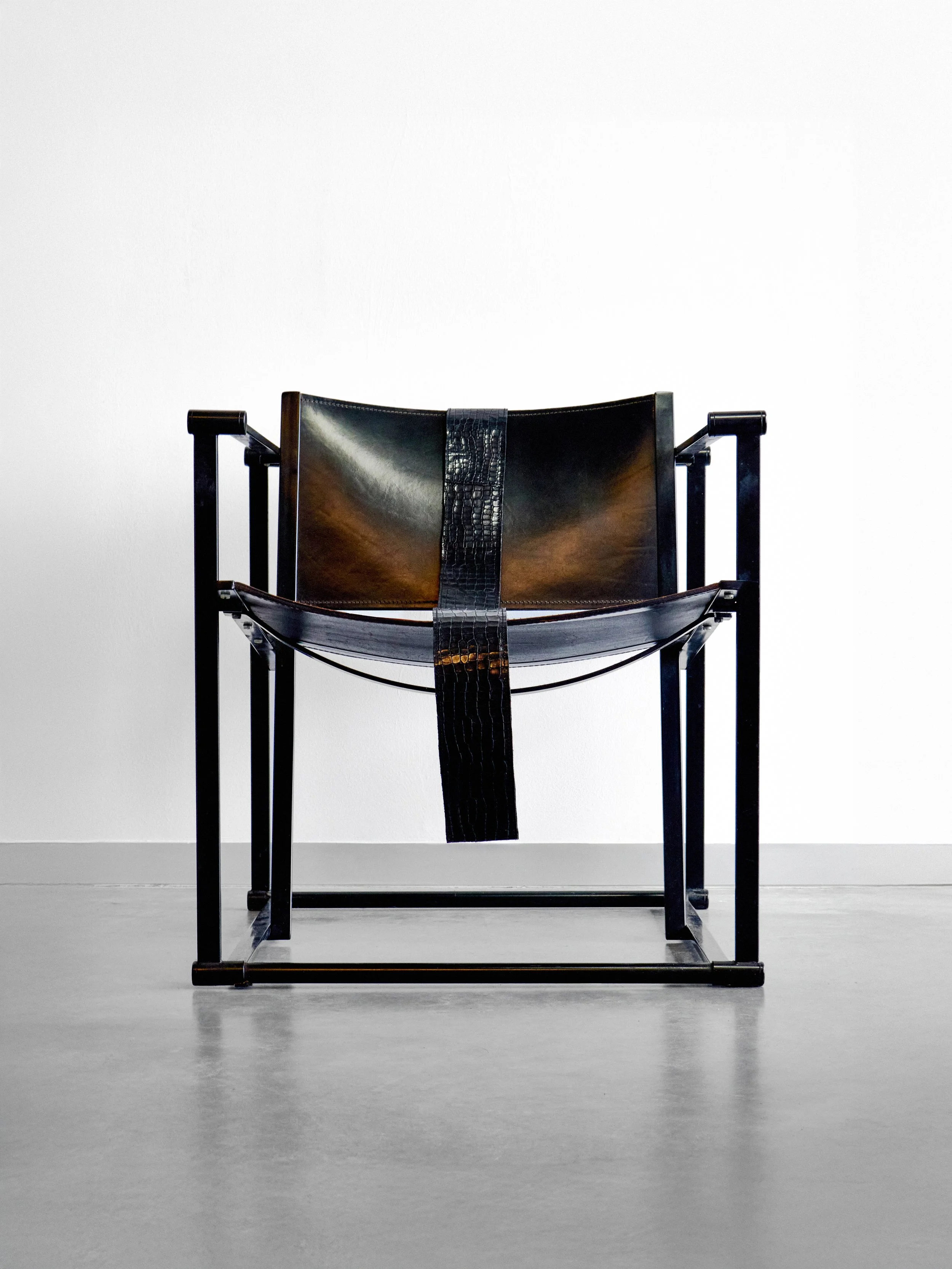 the black croc strap