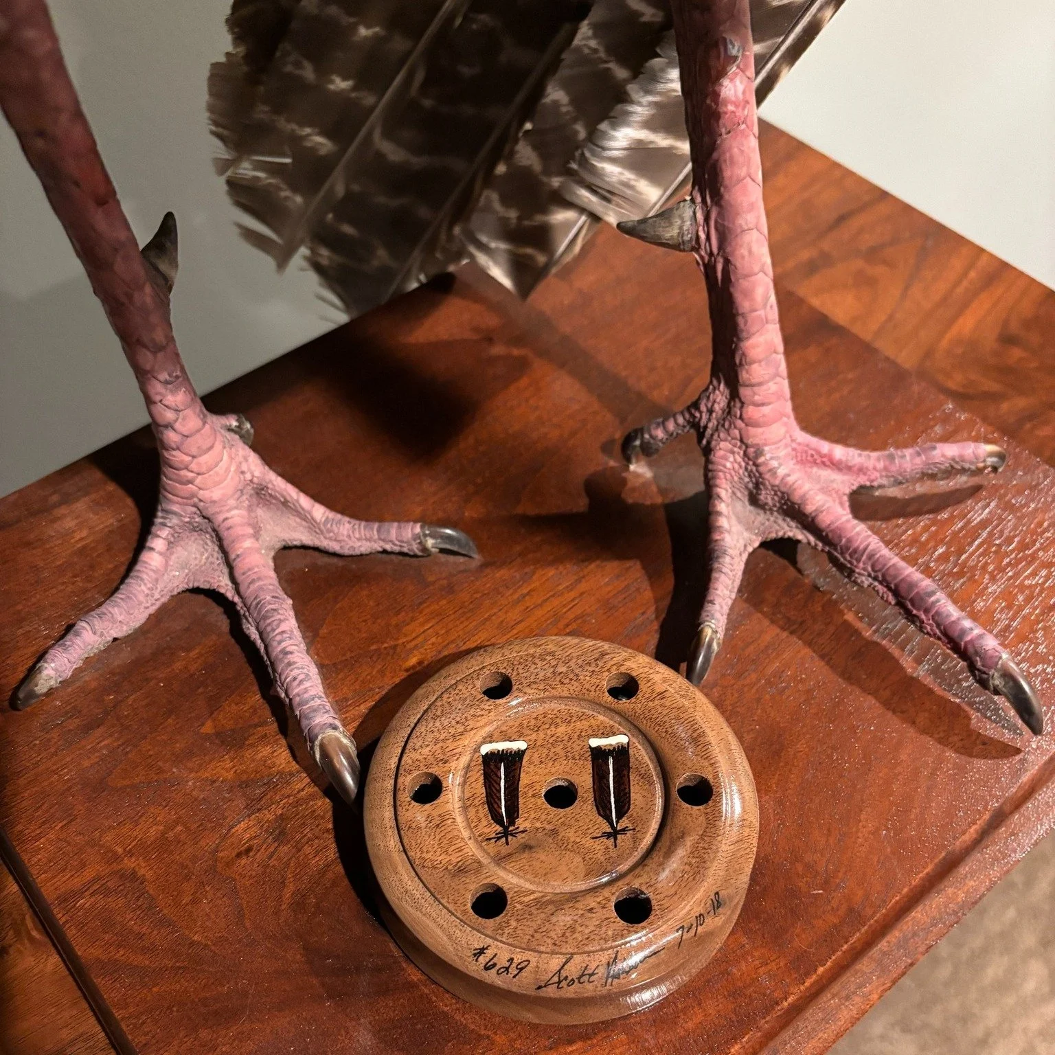 Who is your favorite Missouri turkey call maker? Tag them in the comments, what area they are located, and share this post so more Missourians can find local craftsmen! Spring turkey season is coming up quickly with youth season April 11-12 and regul
