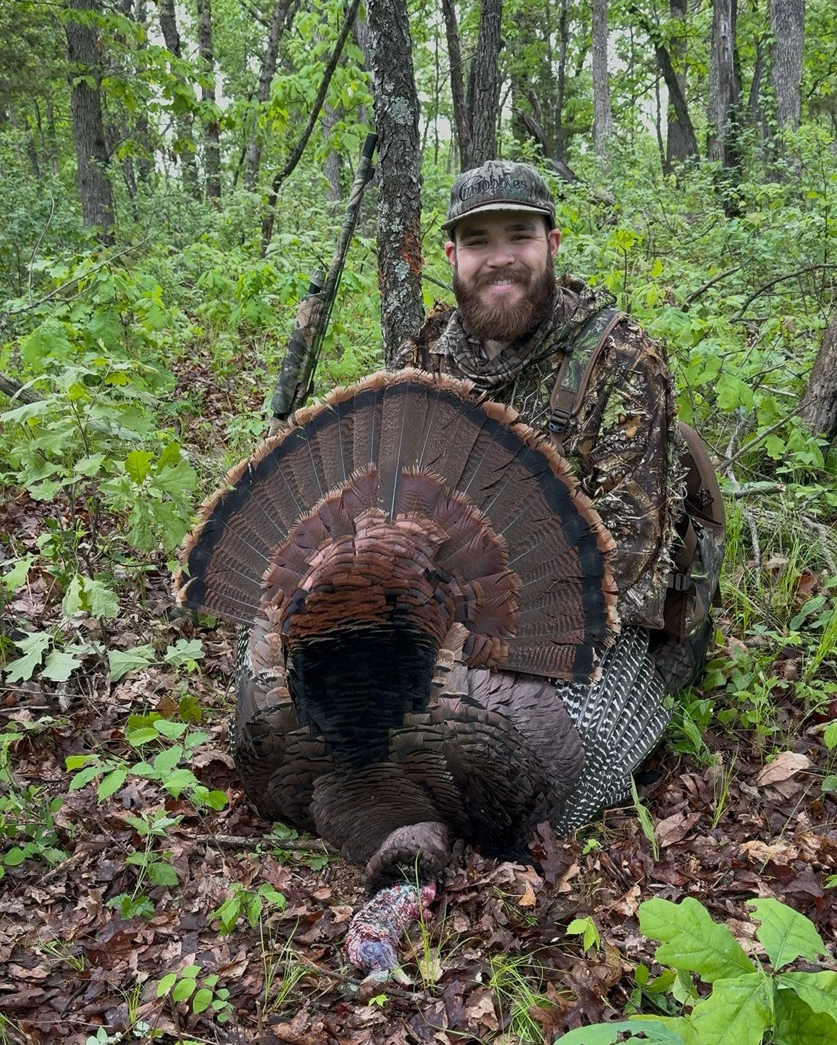 Some of us are still out searching for our first bird of the season. MHHF Mentor Truman connected with this tom two days ago in central Missouri. Have you mentored a new hunter this season? Let us know!
.
.
.
#mohuntingfed #turkeyseason #turkeyhuntin