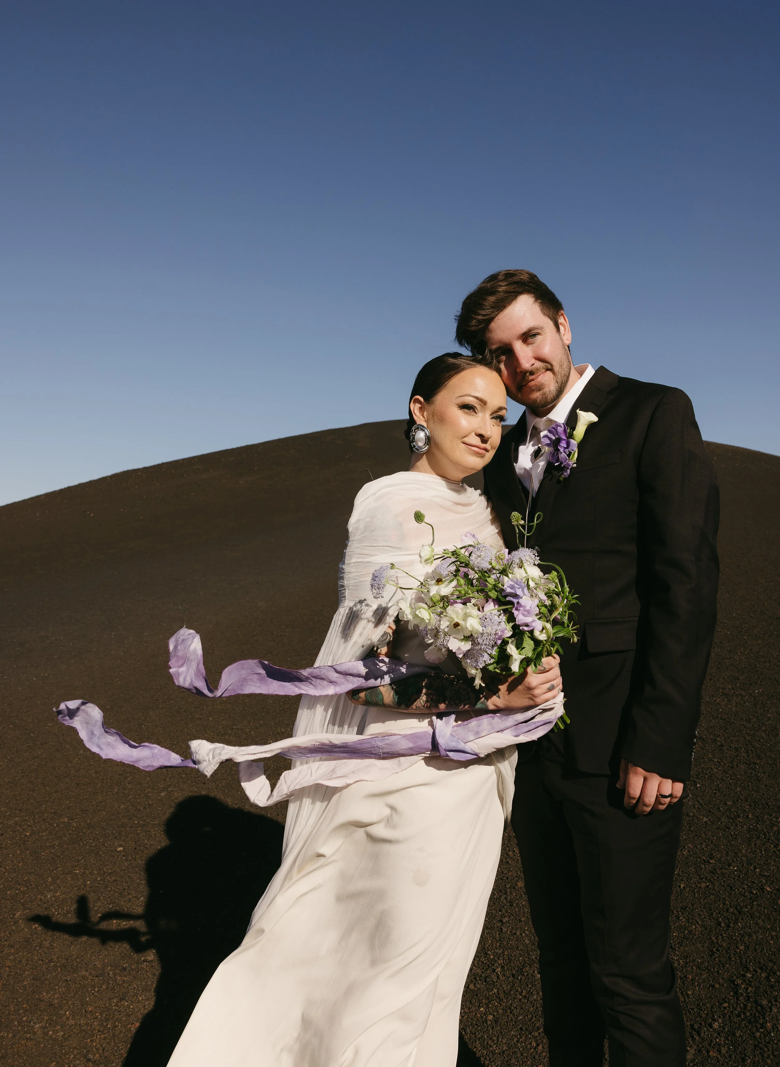 Copy of sarah-fingarson-photo-portrait-couple-craters-of-the-moon-idaho-desert-elopement-editorial.jpg