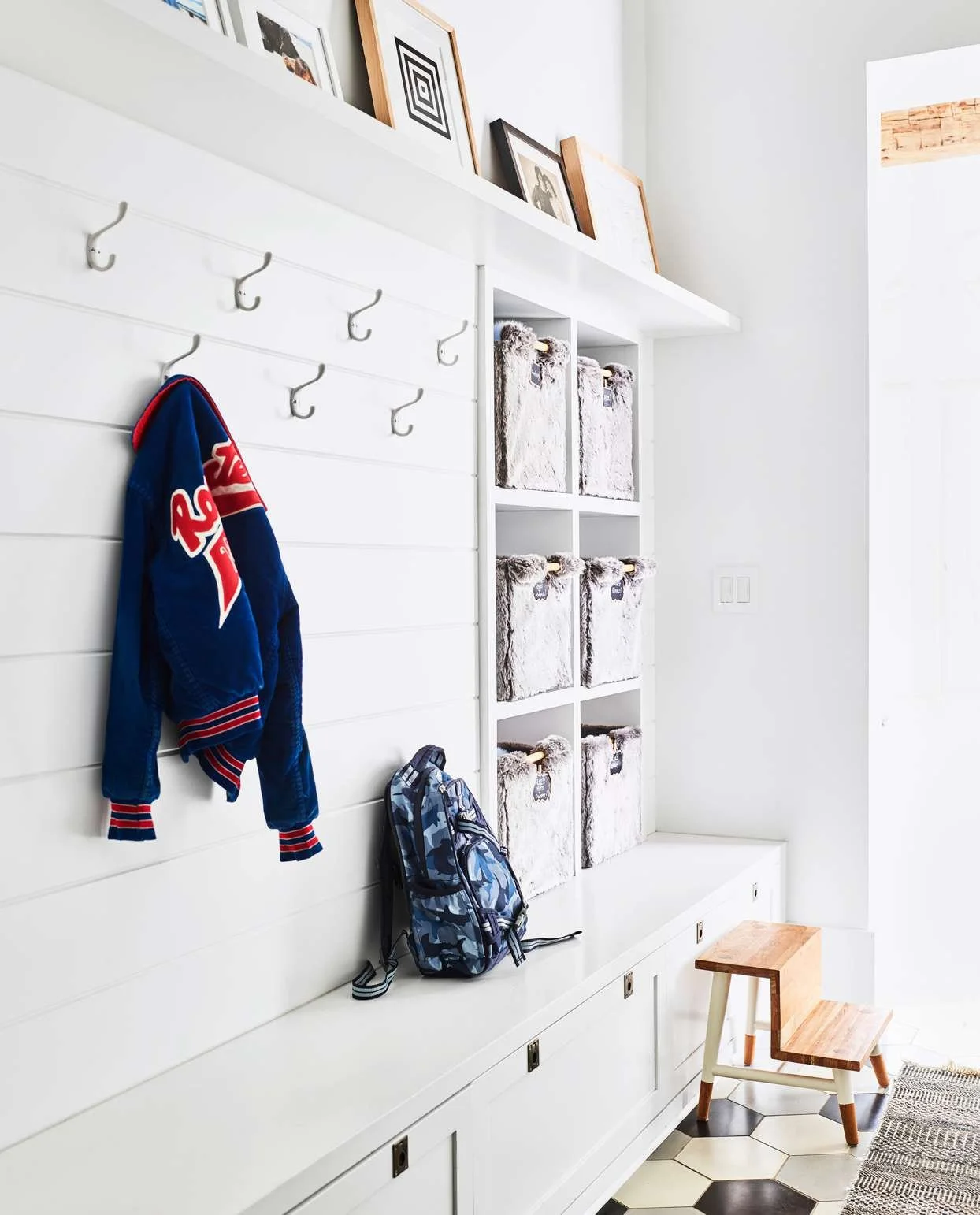 rochester-mudroom-e85fdc90-0221-3a3aa16a71aa451f8e155be3ad2ba4c5.jpg
