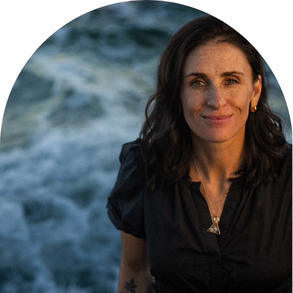 375- Summer Series: A Raw Conversation About Sobriety with Laura McKowen