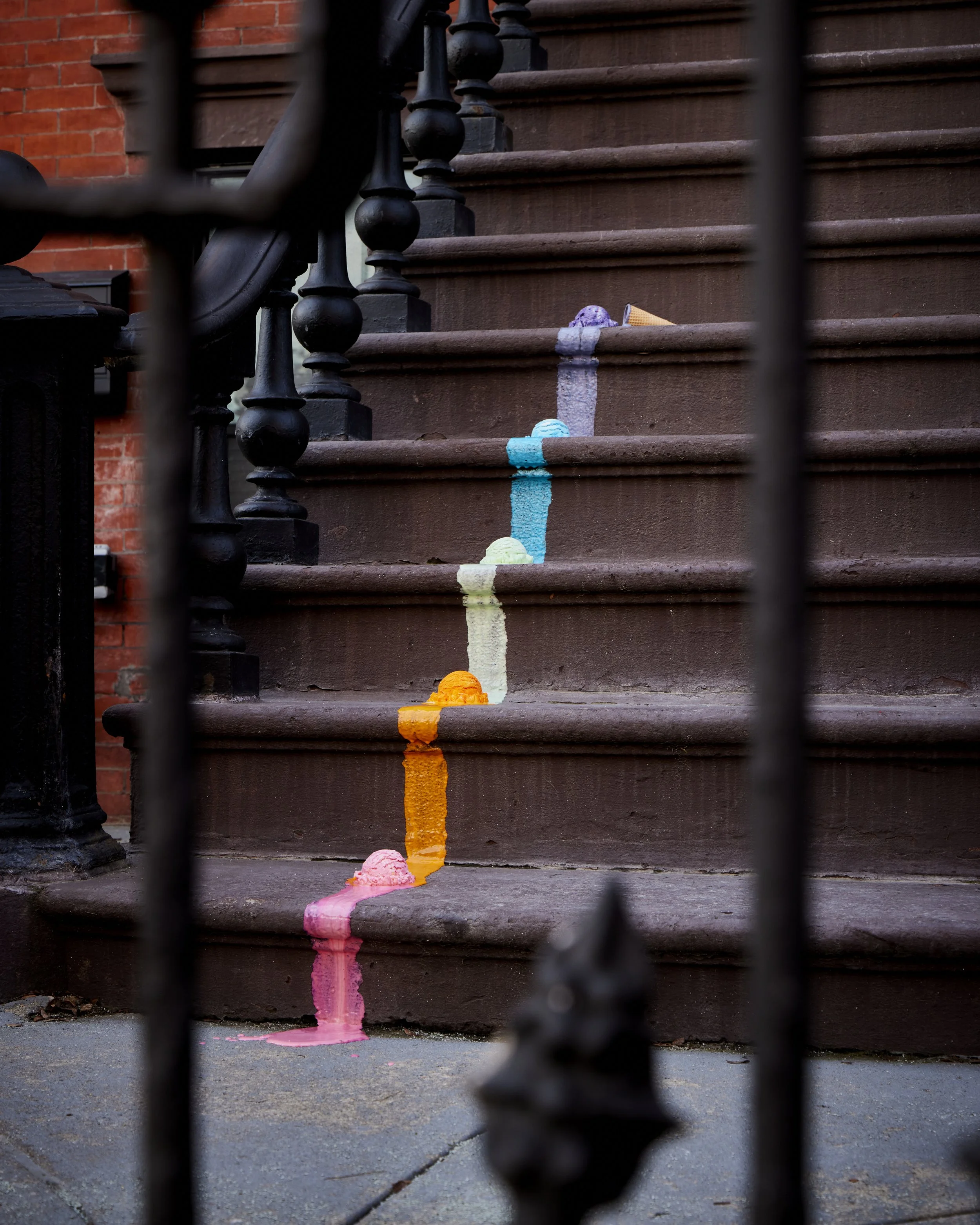 Candy Goldsworthy by Henry Hargreaves & Charlotte Omnès is a series that merges environmental art with urban life, using discarded to-go food items as its medium. Inspired by Andy Goldsworthy.