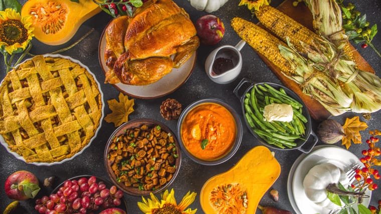 build a bold + balanced thanksgiving plate