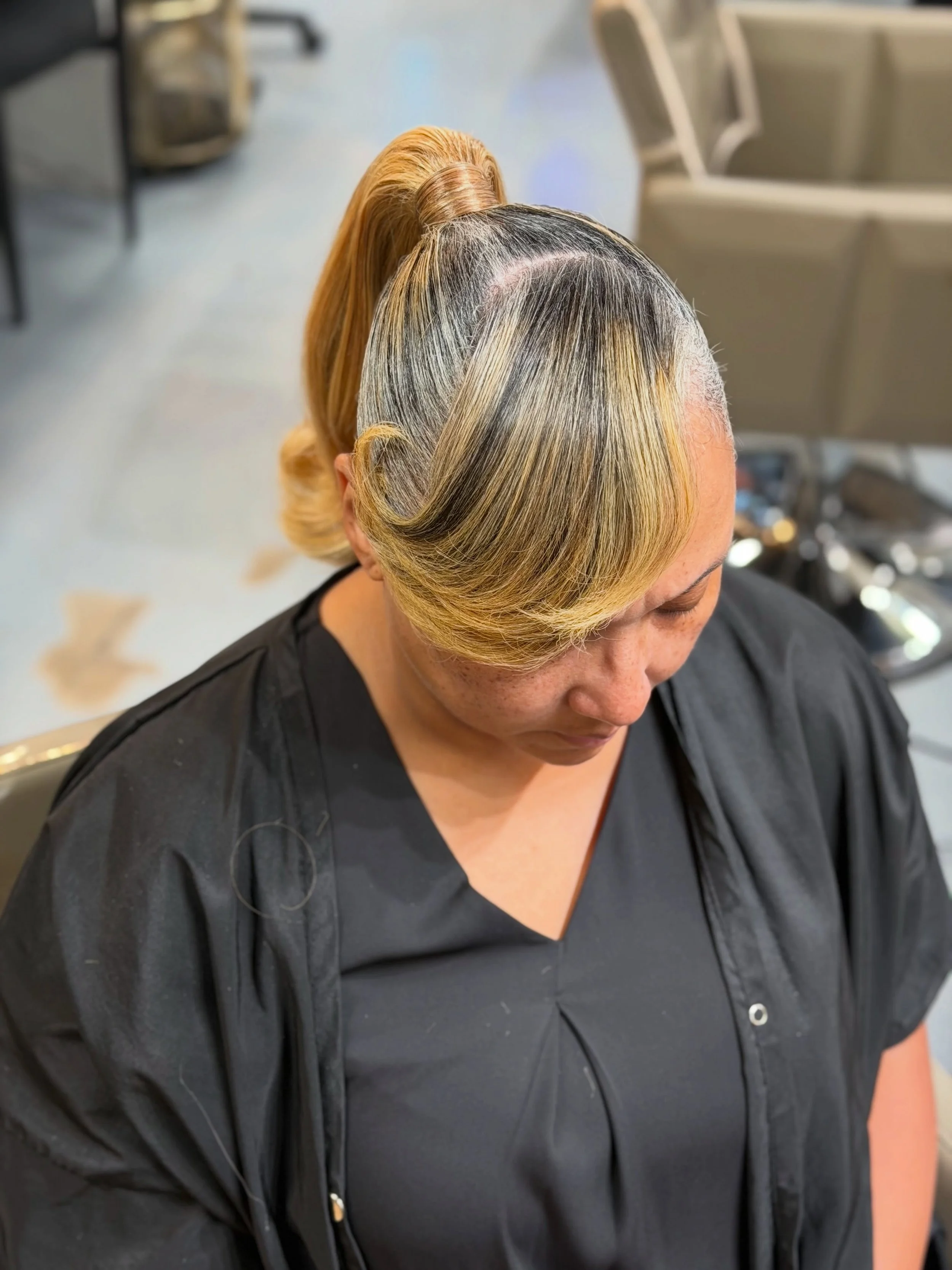Extended Pony👱🏽&zwj;♀️❤️

#silkpress #extendedponytail #luxuryhaircare #chicagohair #weekendvibes