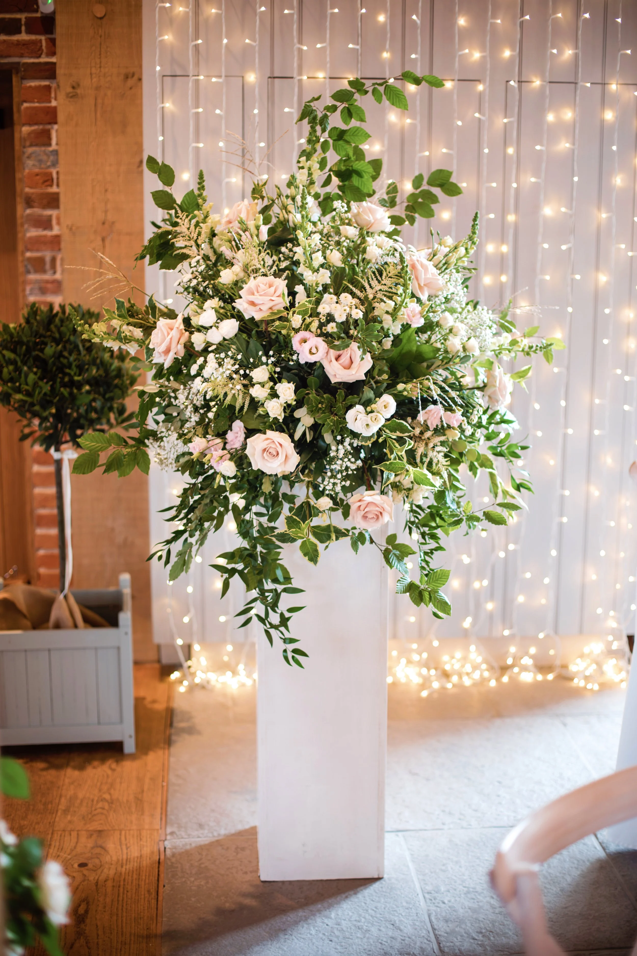 How Much Should You Budget for Wedding Flowers? (A Florist’s View)