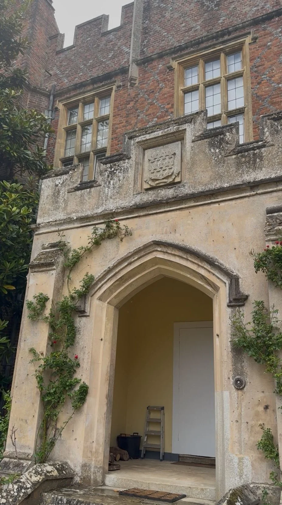 mapledurham-house-wedding venue-entrance.jpeg