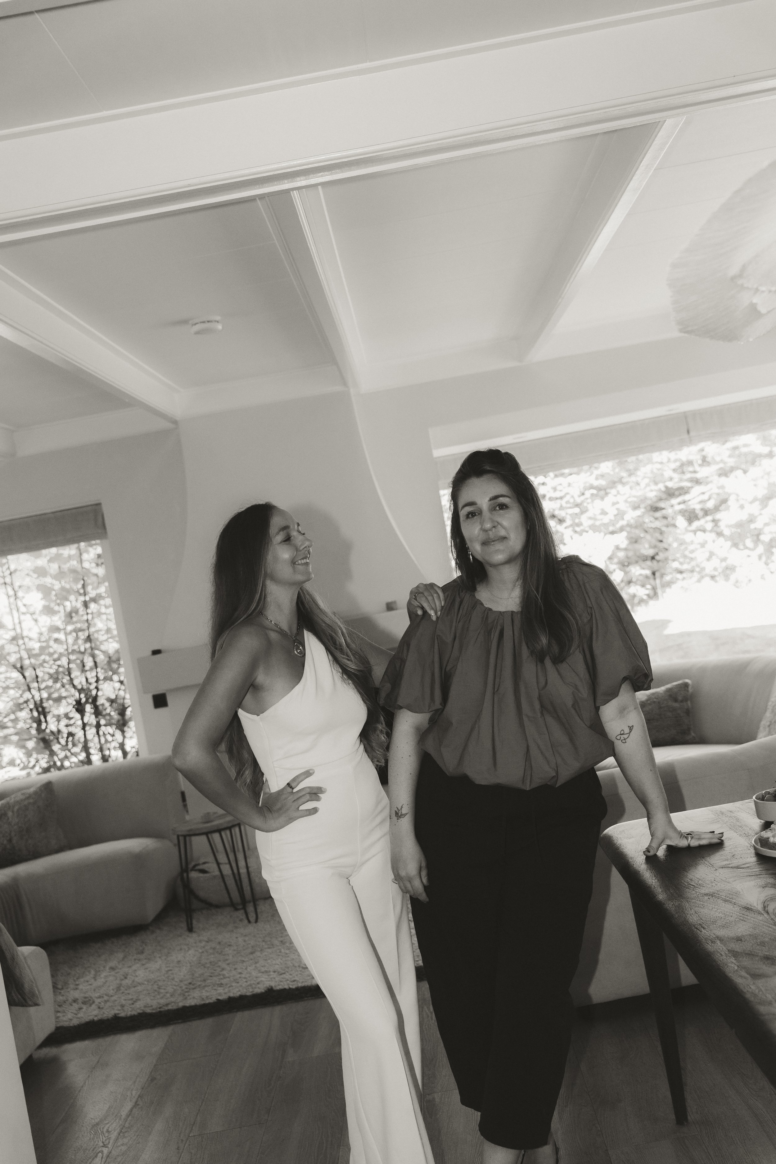 Kirsten Alandt en Sharona Blom portret, founders The Course Collective