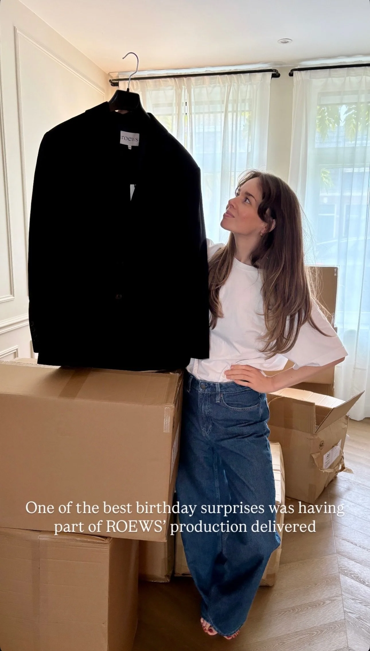 Lysanne Yap founder Roews pakt haar productie levering uit