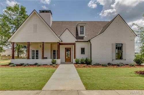 6270 Rosemeade St front exterior