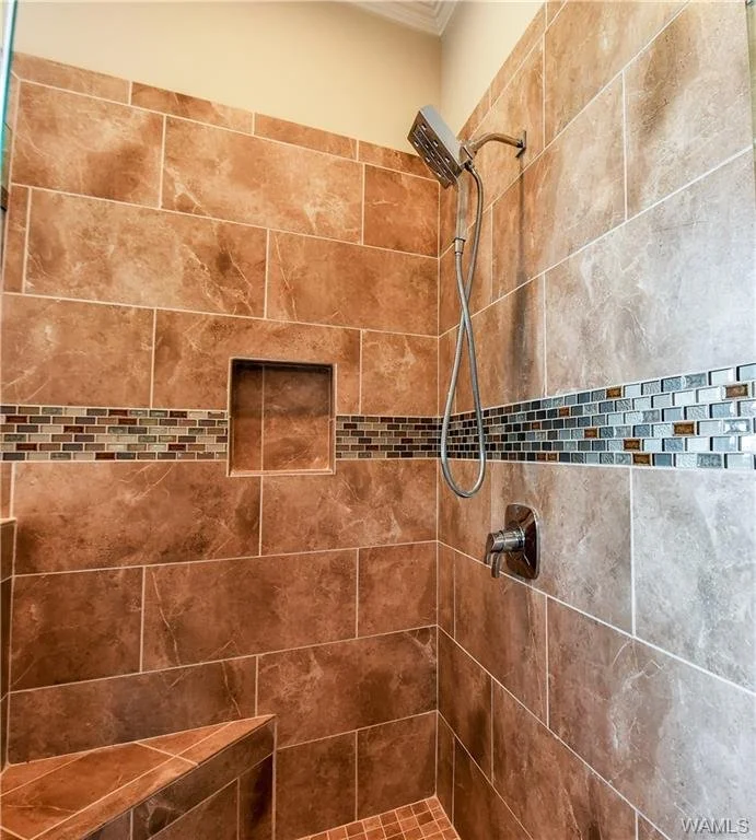 Primary shower detail