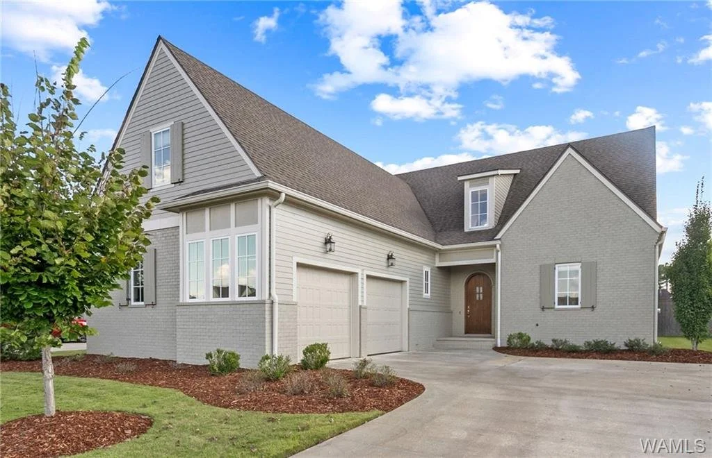 863 Carleton ST completed home