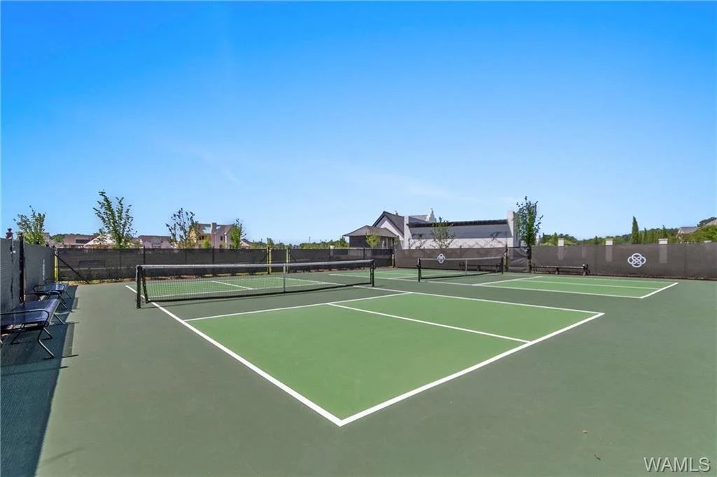 Highgrove pickleball courts