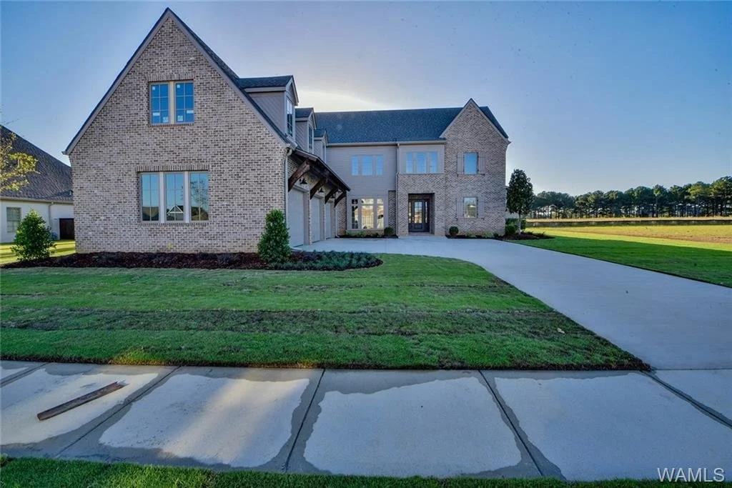 5906 Moreland Ave front exterior