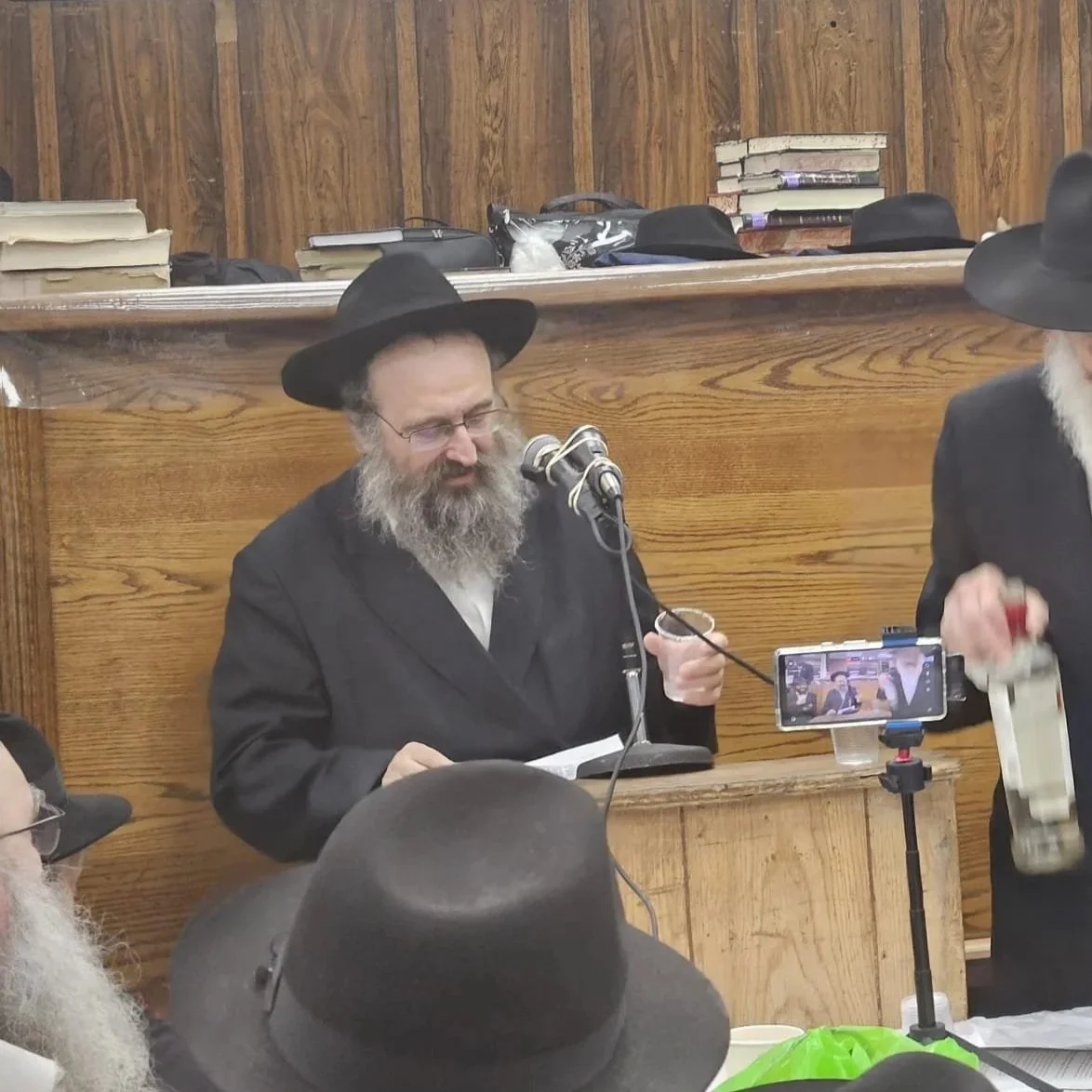 Rabbi Braun Makes Siyum Maseches on Yerushalmi (Video)