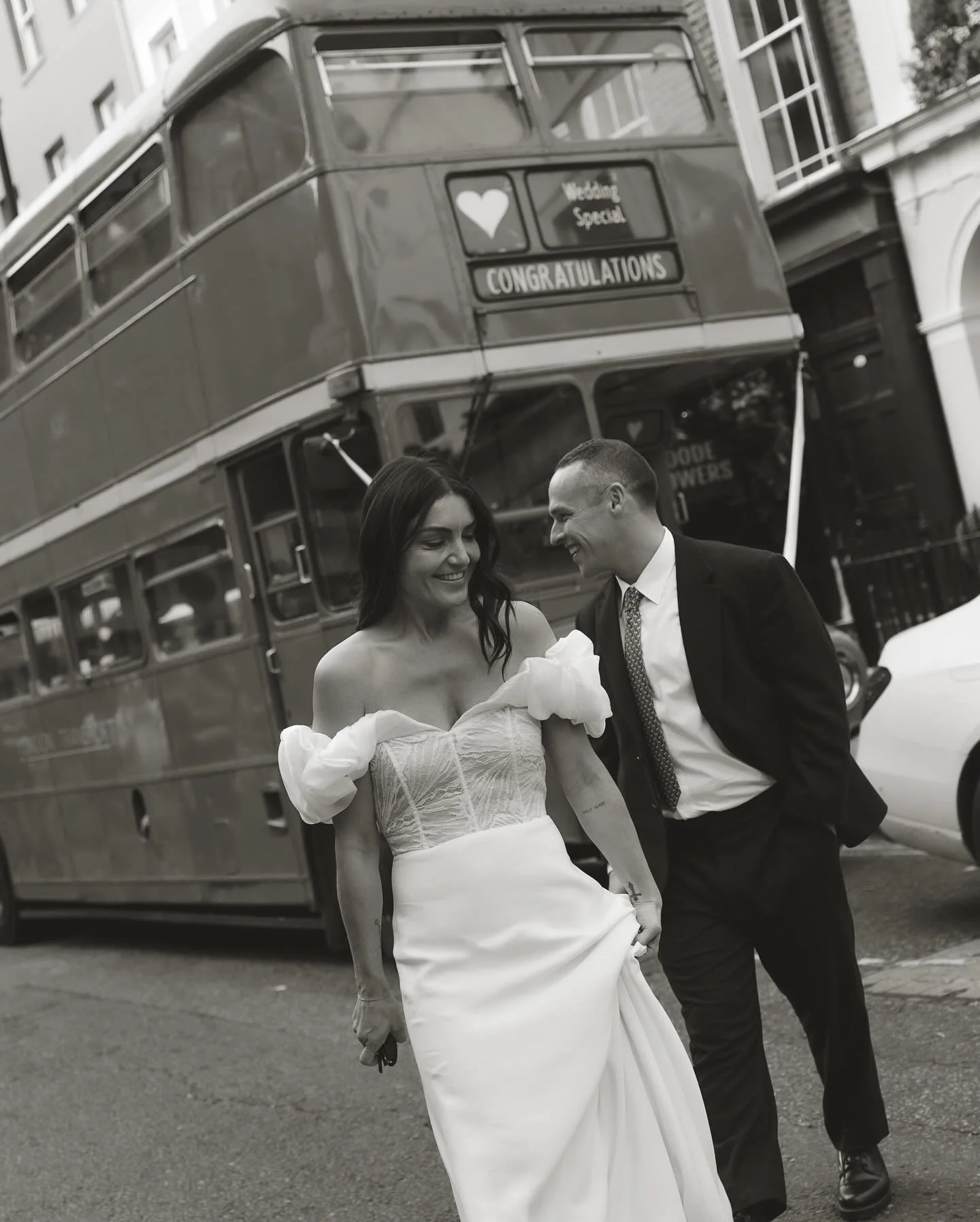 A London love story✨ Emily &amp; David wanted to live in their wedding day, not just experience it. The morning began in Sloane Square, before heading to a beautiful church nearby. After tying the knot, we wandered the cobbled streets, ensuring quick