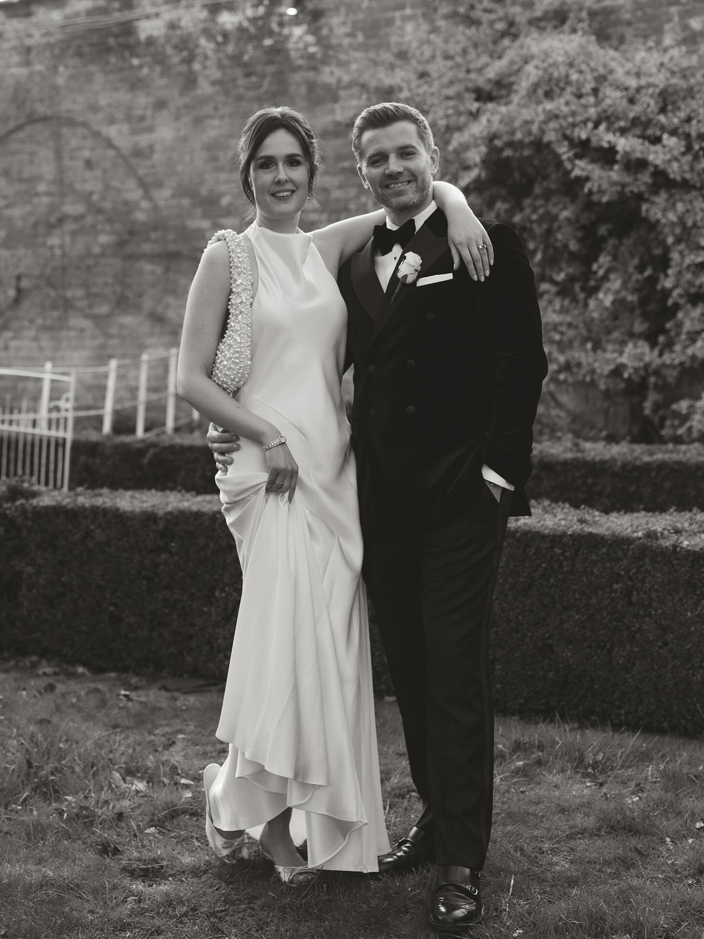 Everything about last Friday &amp; Saturday was so in line with Olly and Amelia&rsquo;s vision for tying the knot✨ a low-key, heartfelt town hall cermeomy on one day, and an immaculate evening of speeches, good food, and dancing the next🪩 

We kept 