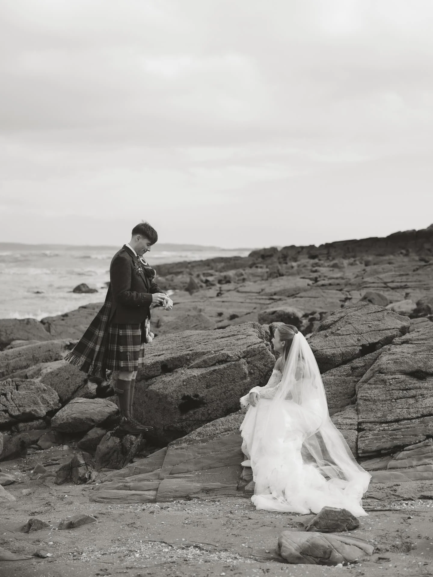A wedding on the West Coast of Scotland ☁️ a truly beautiful day for Bethany &amp; Seth. Filled with joy, happy tears, laughing, portraits on the beach and lots of dancing (so so much dancing!!!). 

Knowing B&amp;S personally outside of the wedding w