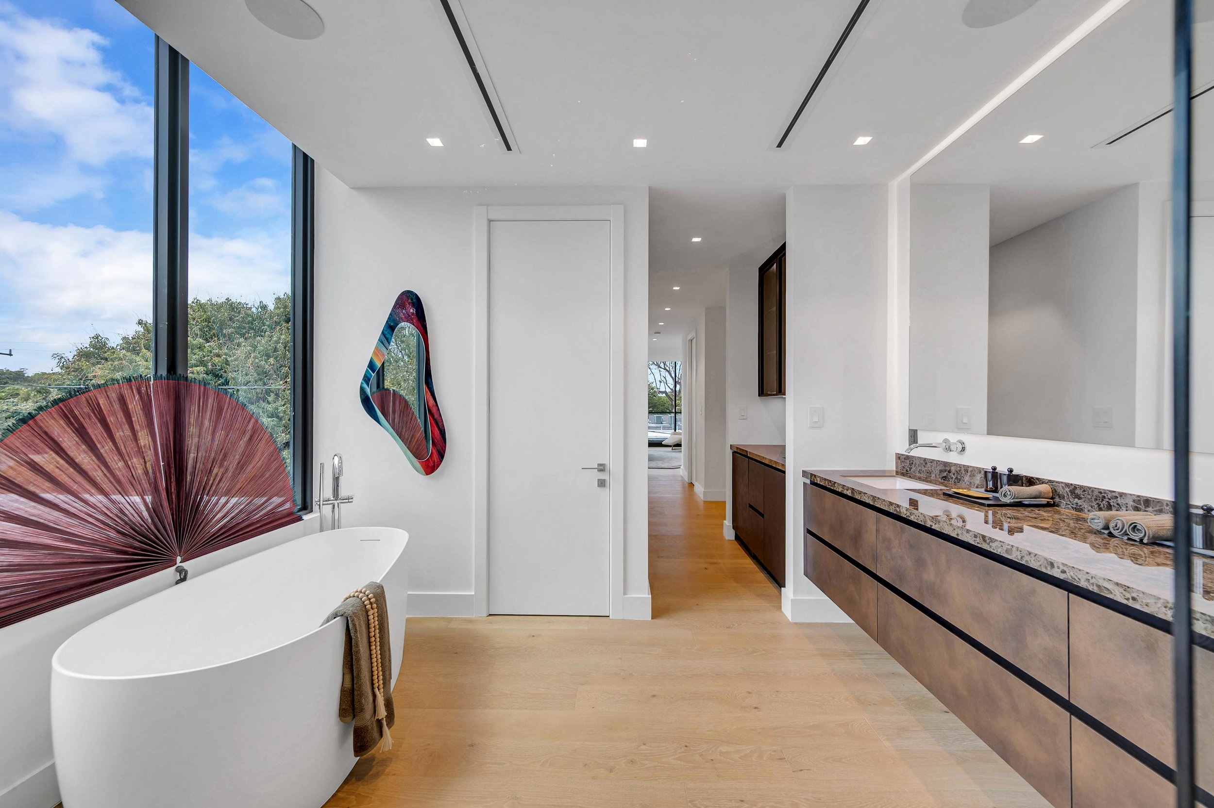 545 W 49TH ST-63.jpg