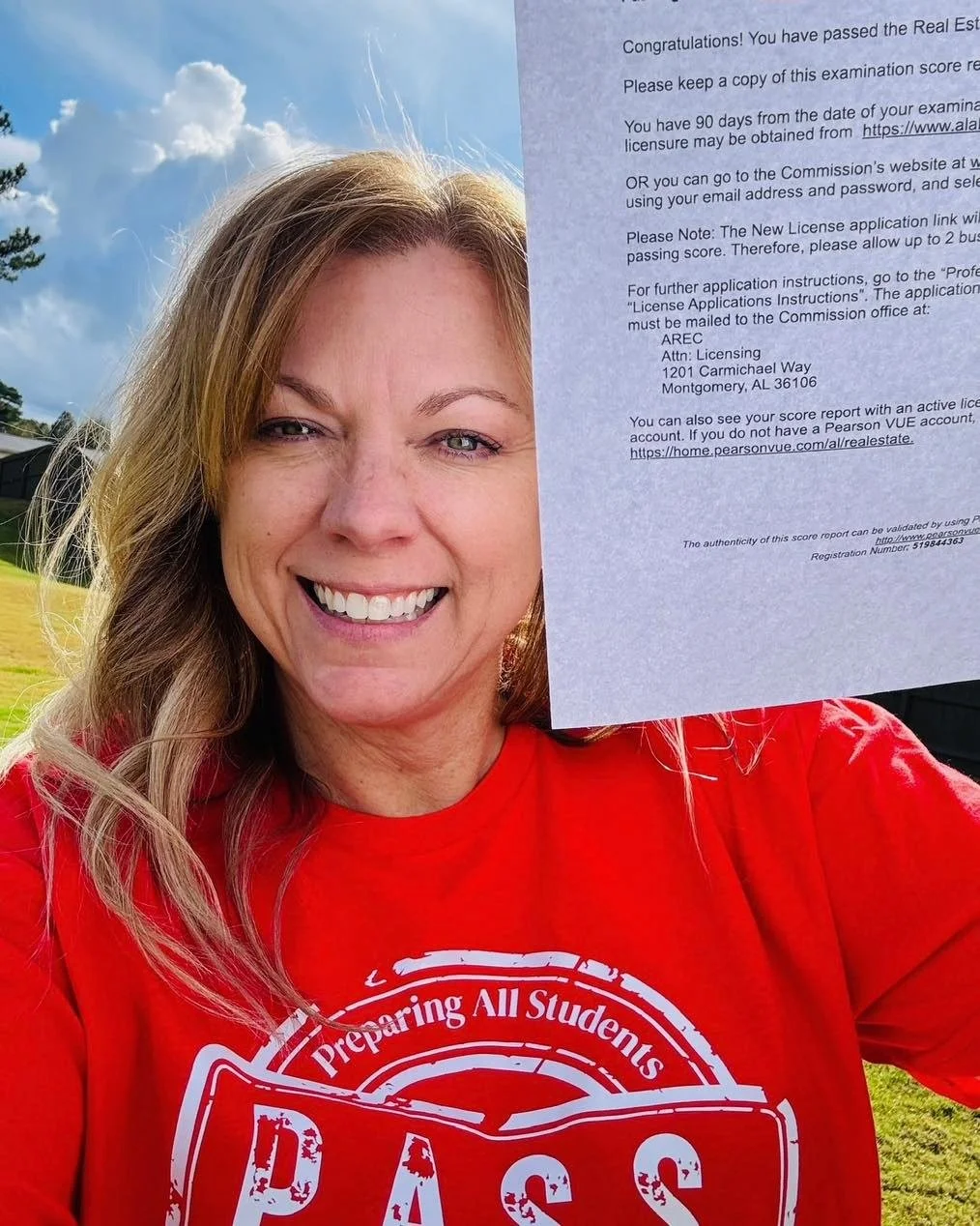 🎊🎊 ✅🍾ONE AND DONE ✅ 📚🎓🥳🎉

Congratulations to Kristin York on PASSING her broker exam! She&rsquo;s on her way to becoming an associate broker! Congratulations Kristin we are so proud of you!